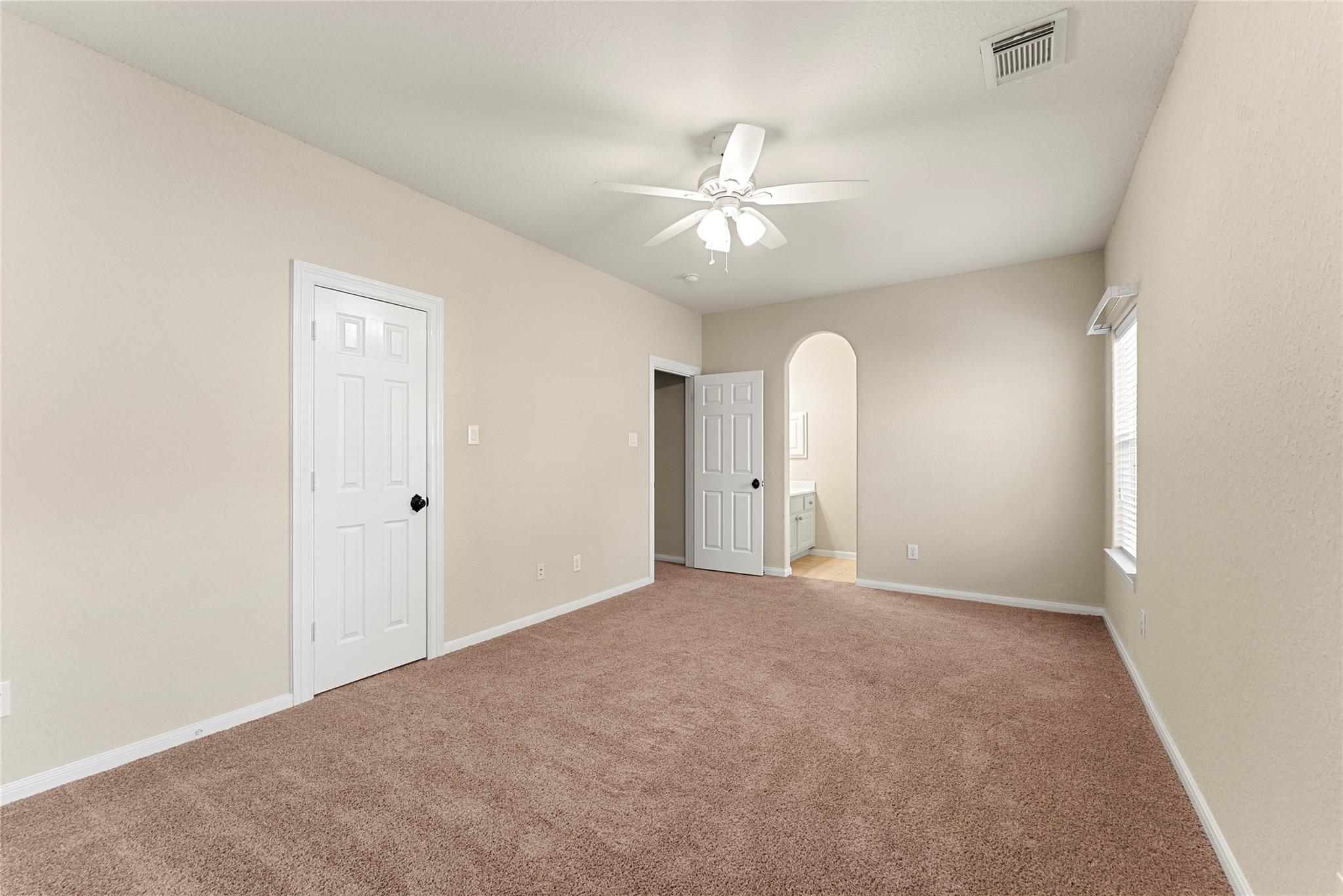 79 S Bantam Woods Circle