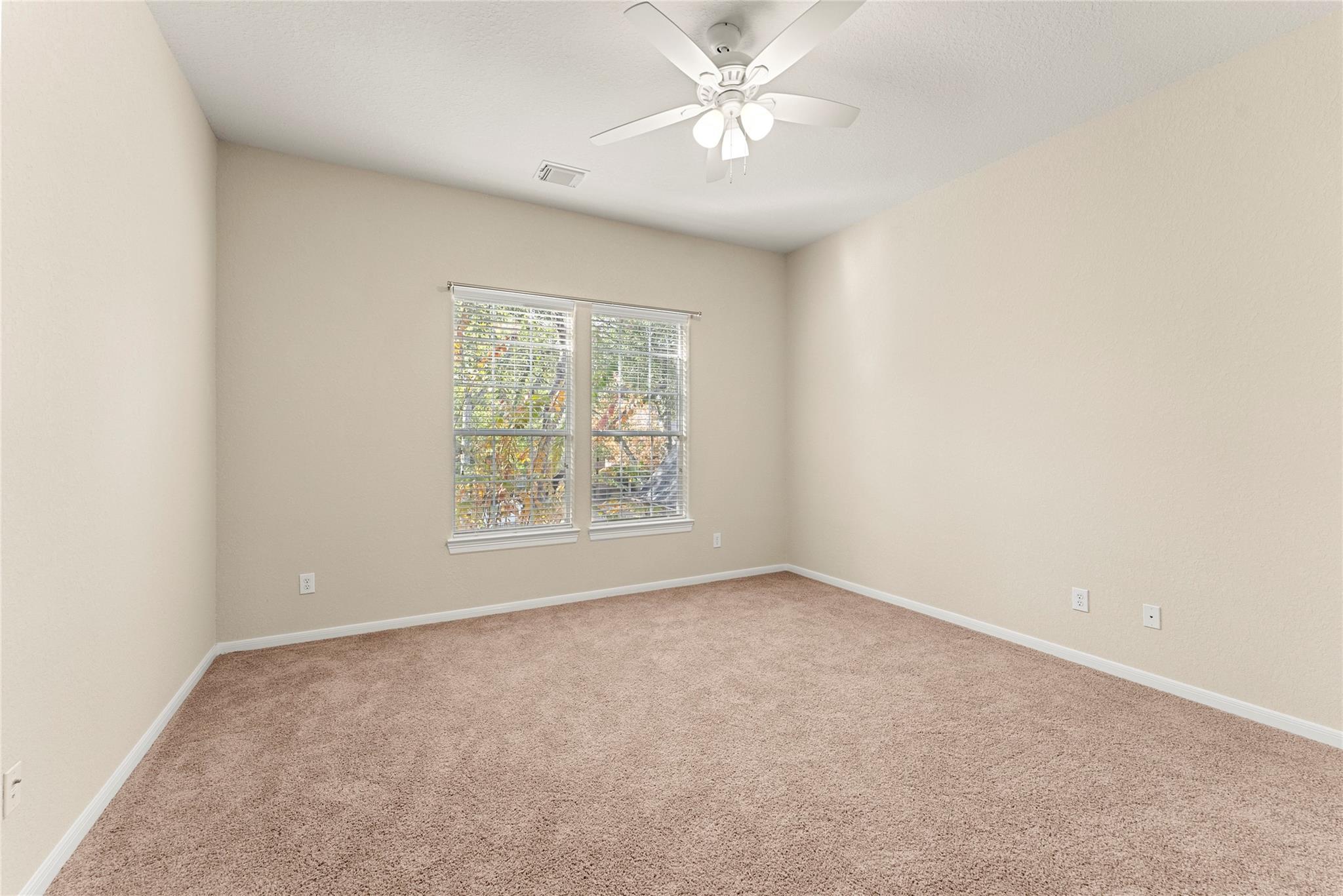 79 S Bantam Woods Circle