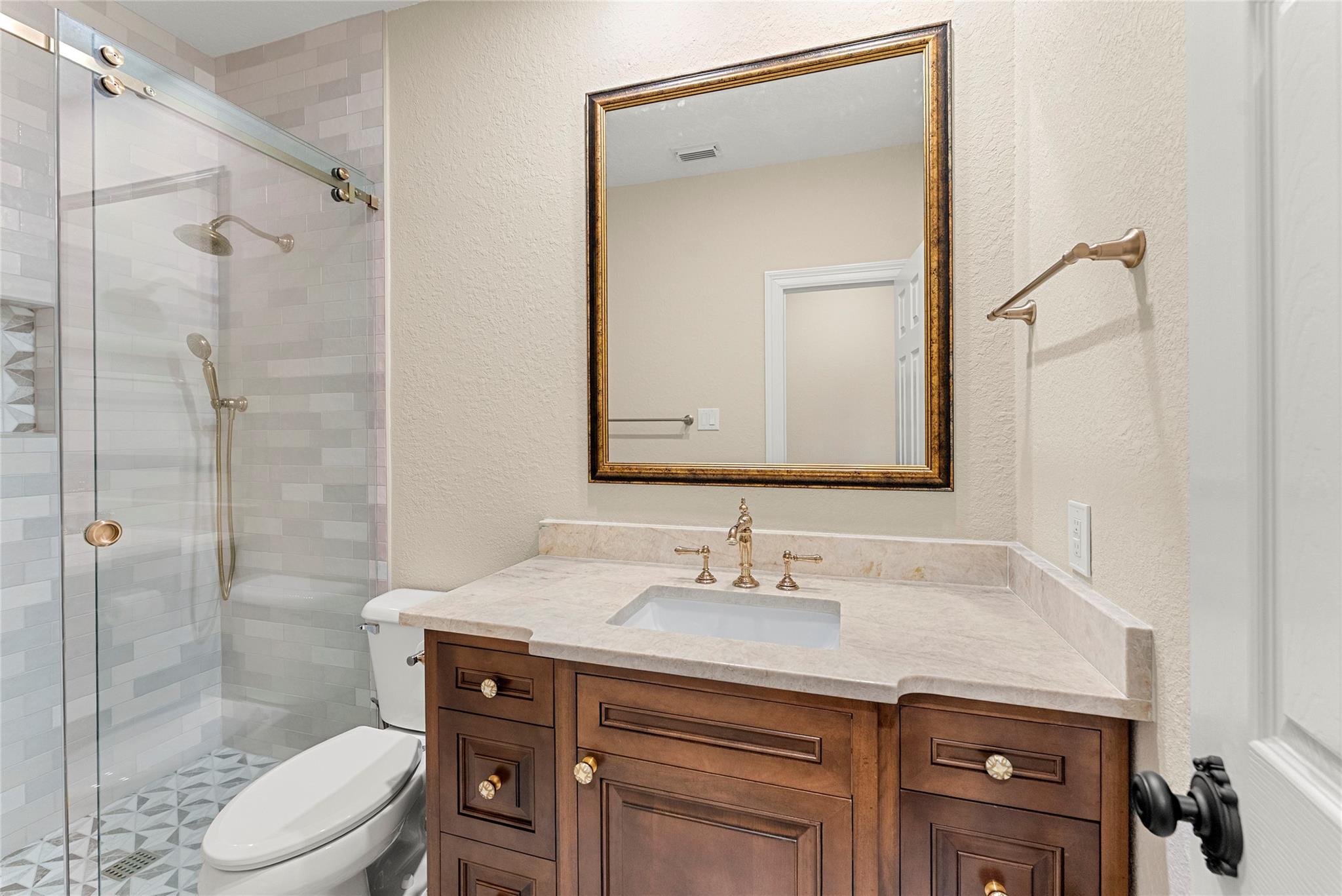 79 S Bantam Woods Circle