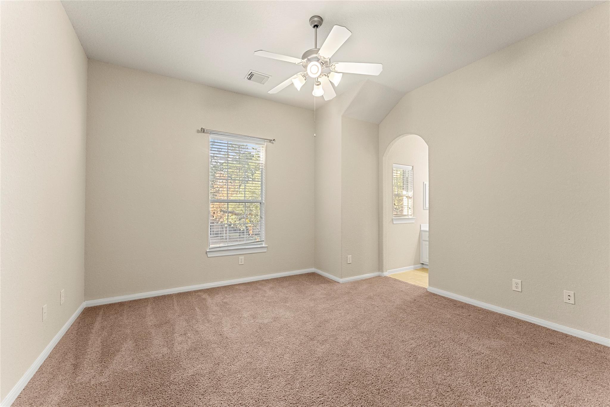 79 S Bantam Woods Circle