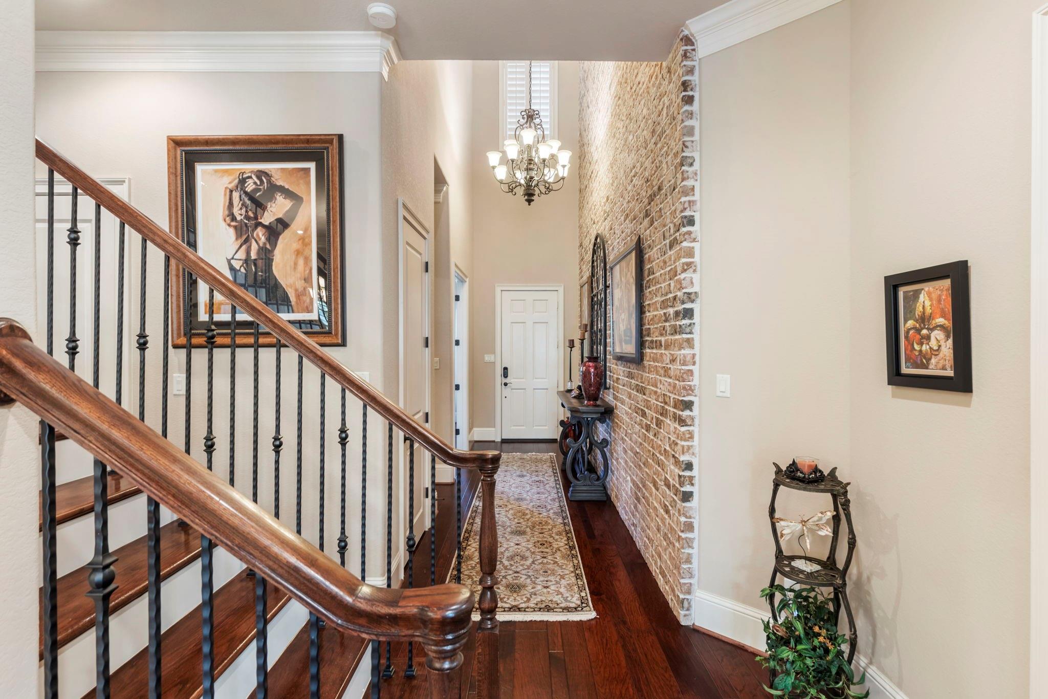 108 Mcgoey Circle