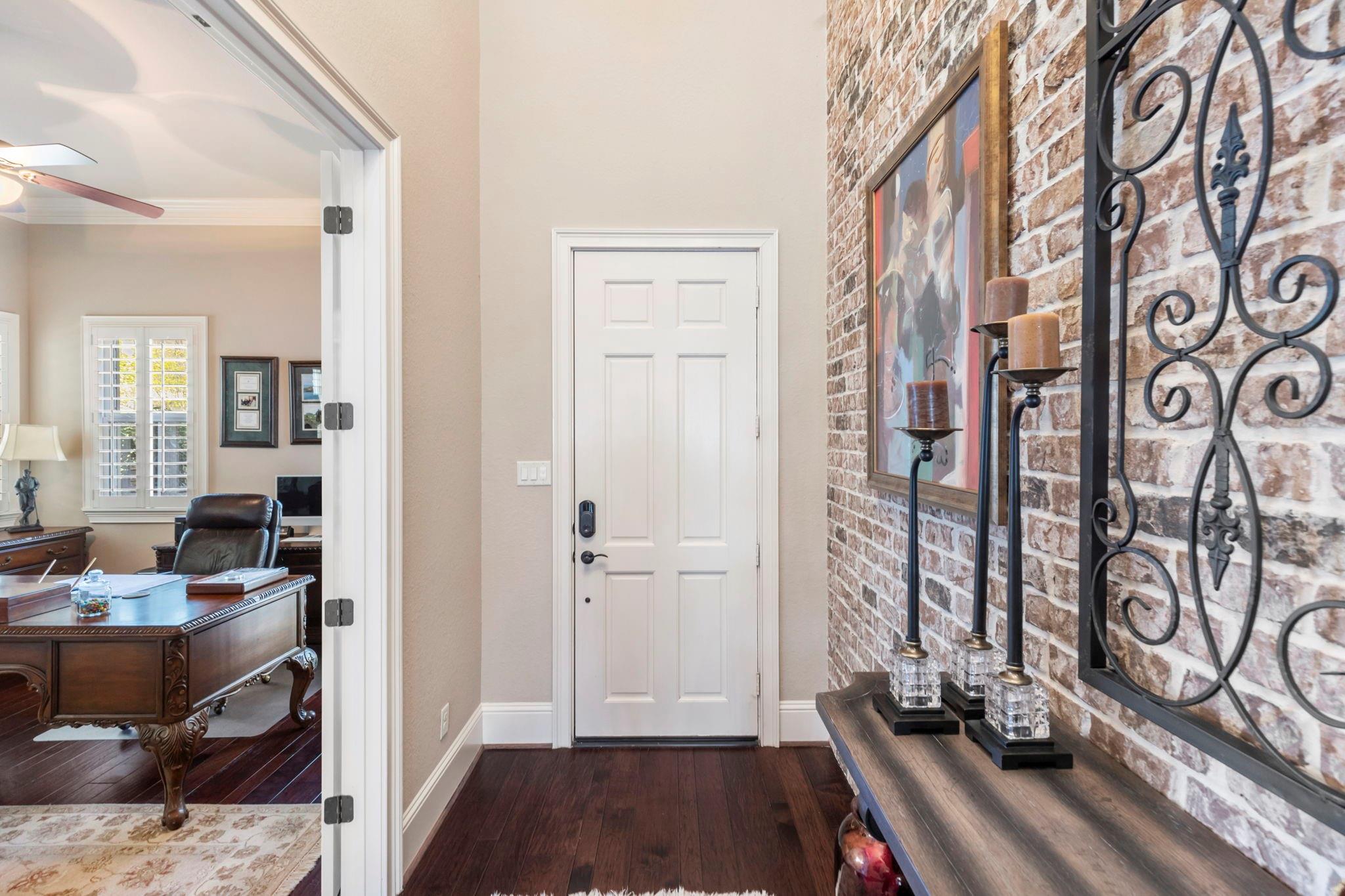 108 Mcgoey Circle