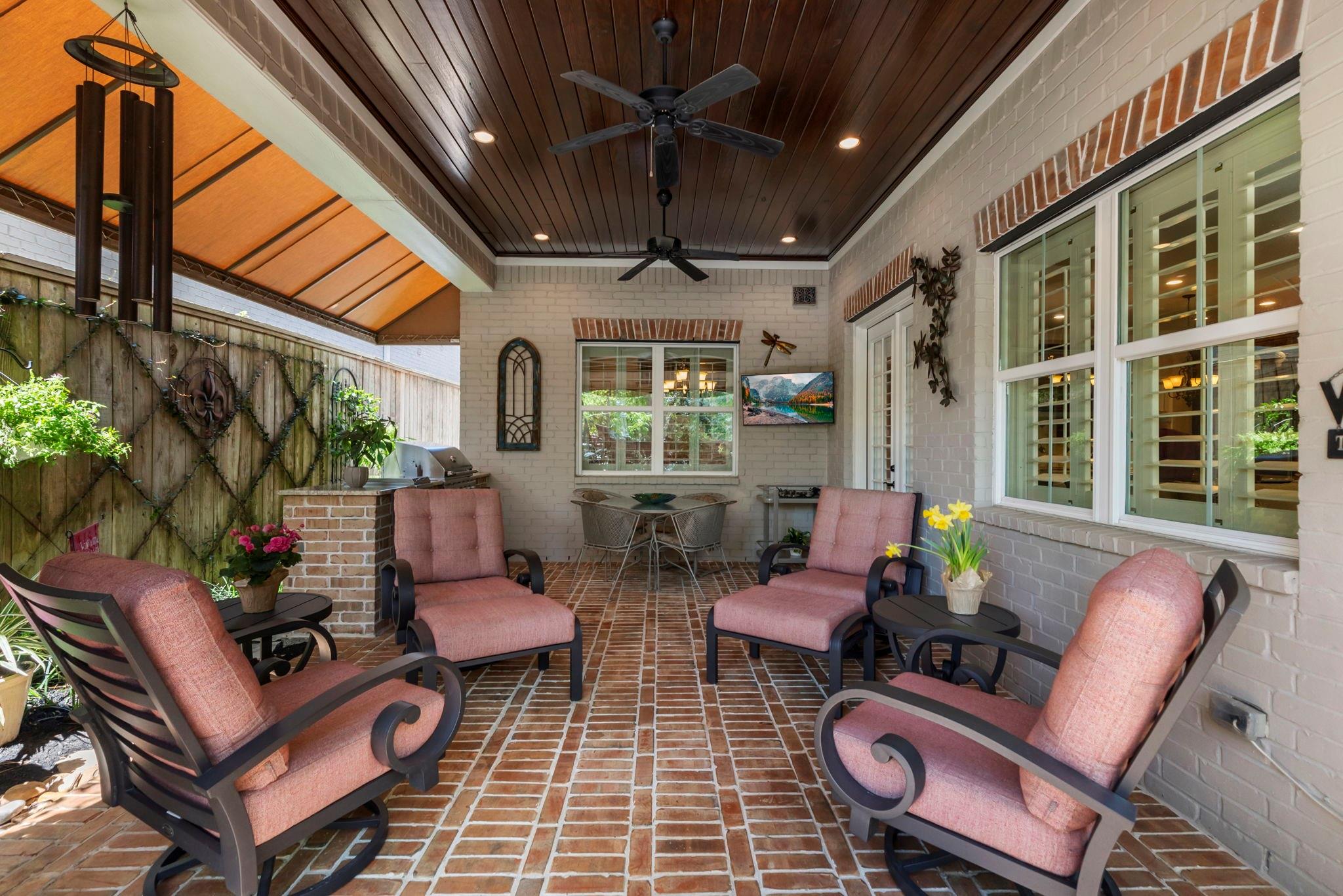 108 Mcgoey Circle