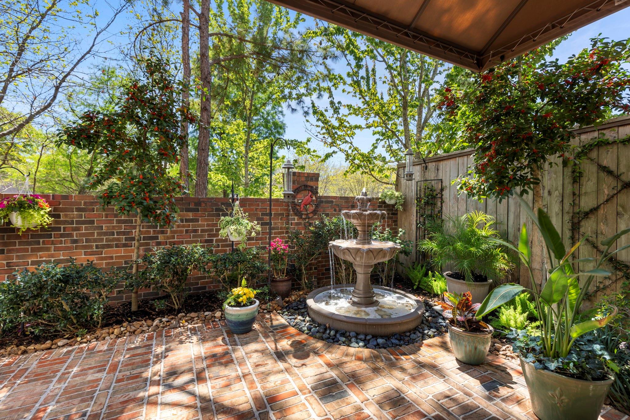 108 Mcgoey Circle