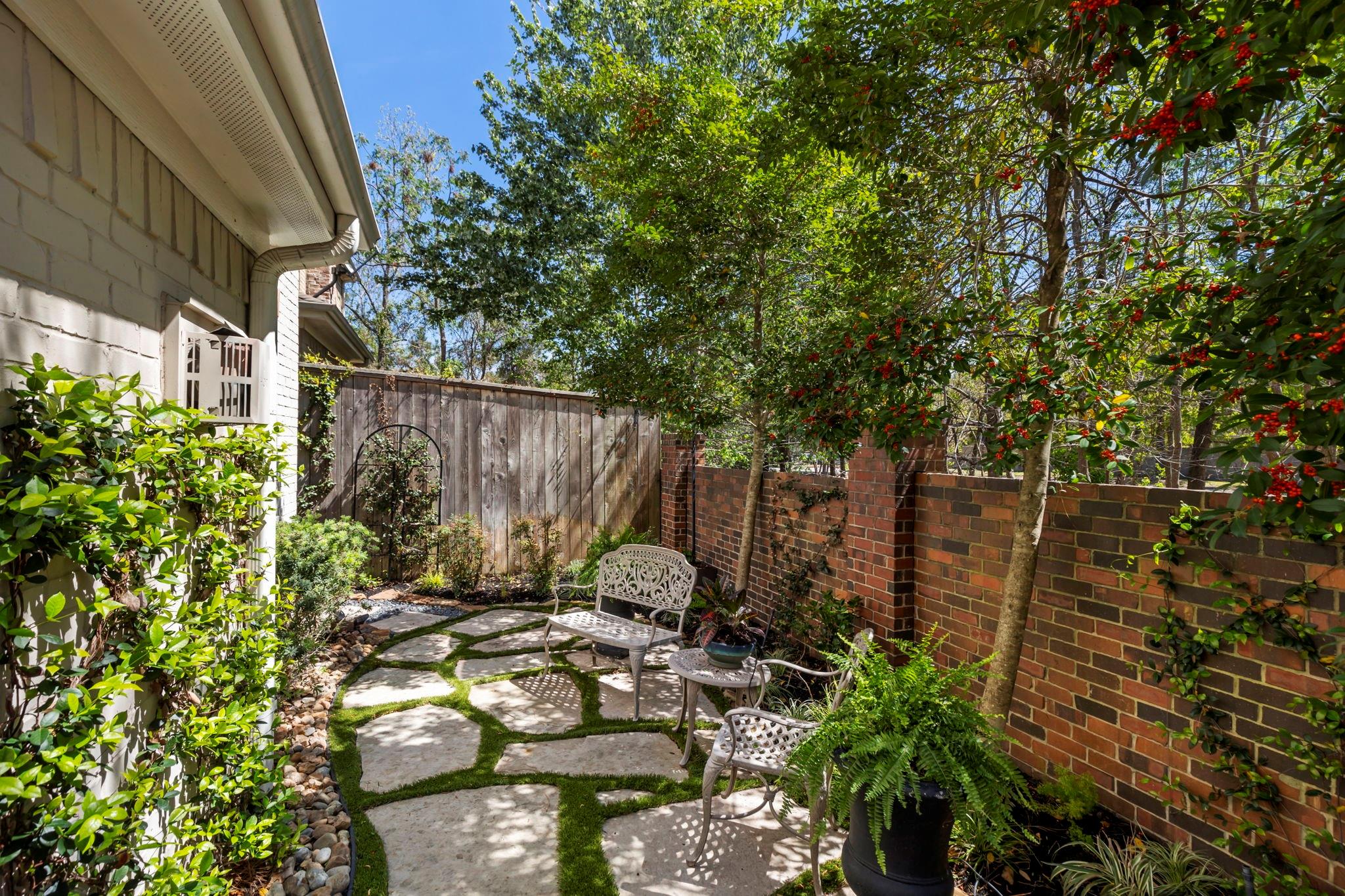 108 Mcgoey Circle