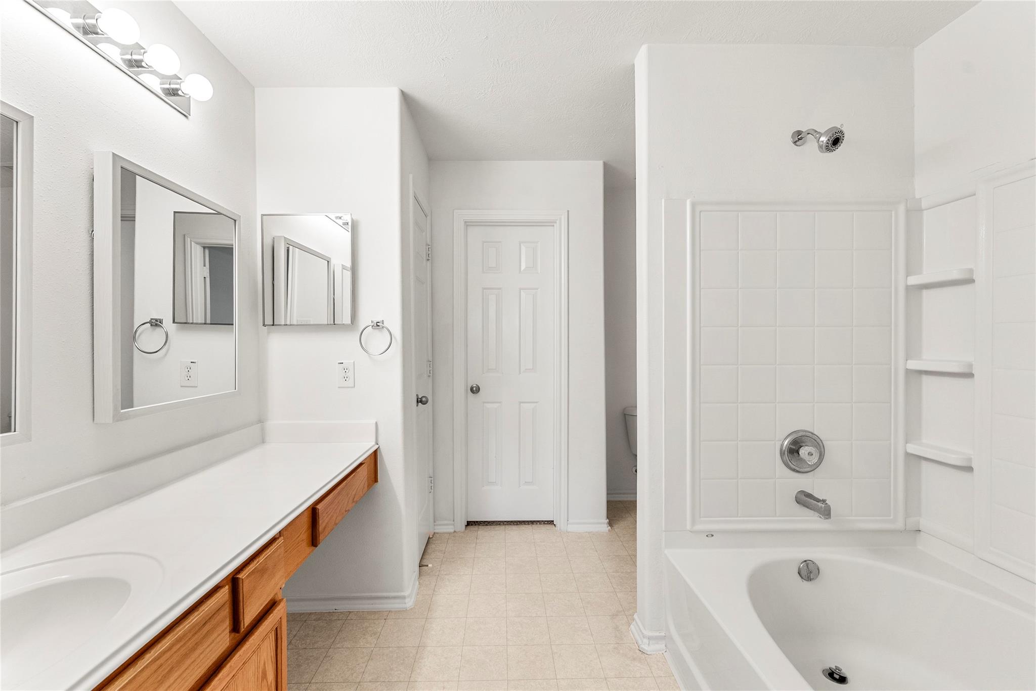 10 Druids Glen Place