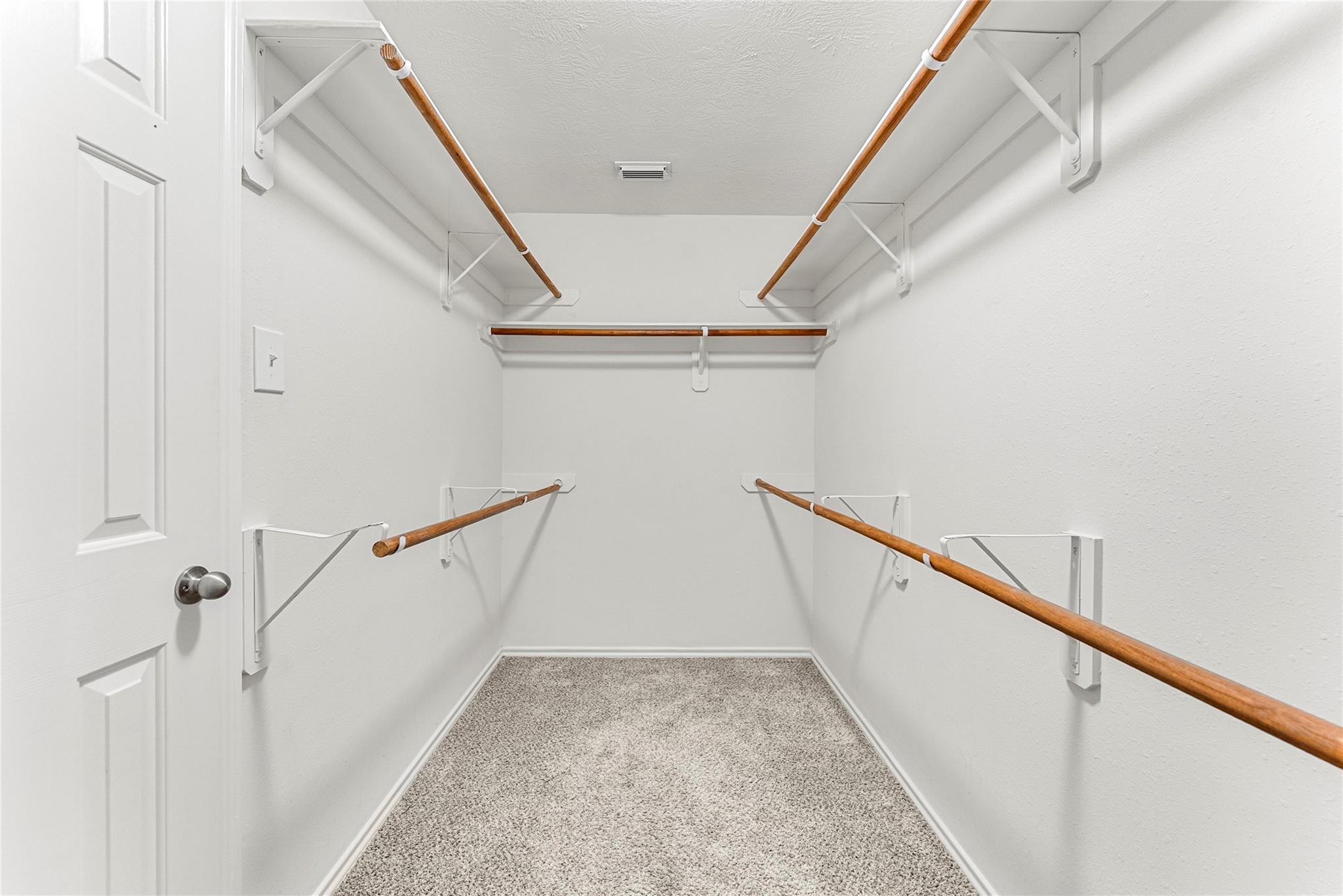 10 Druids Glen Place