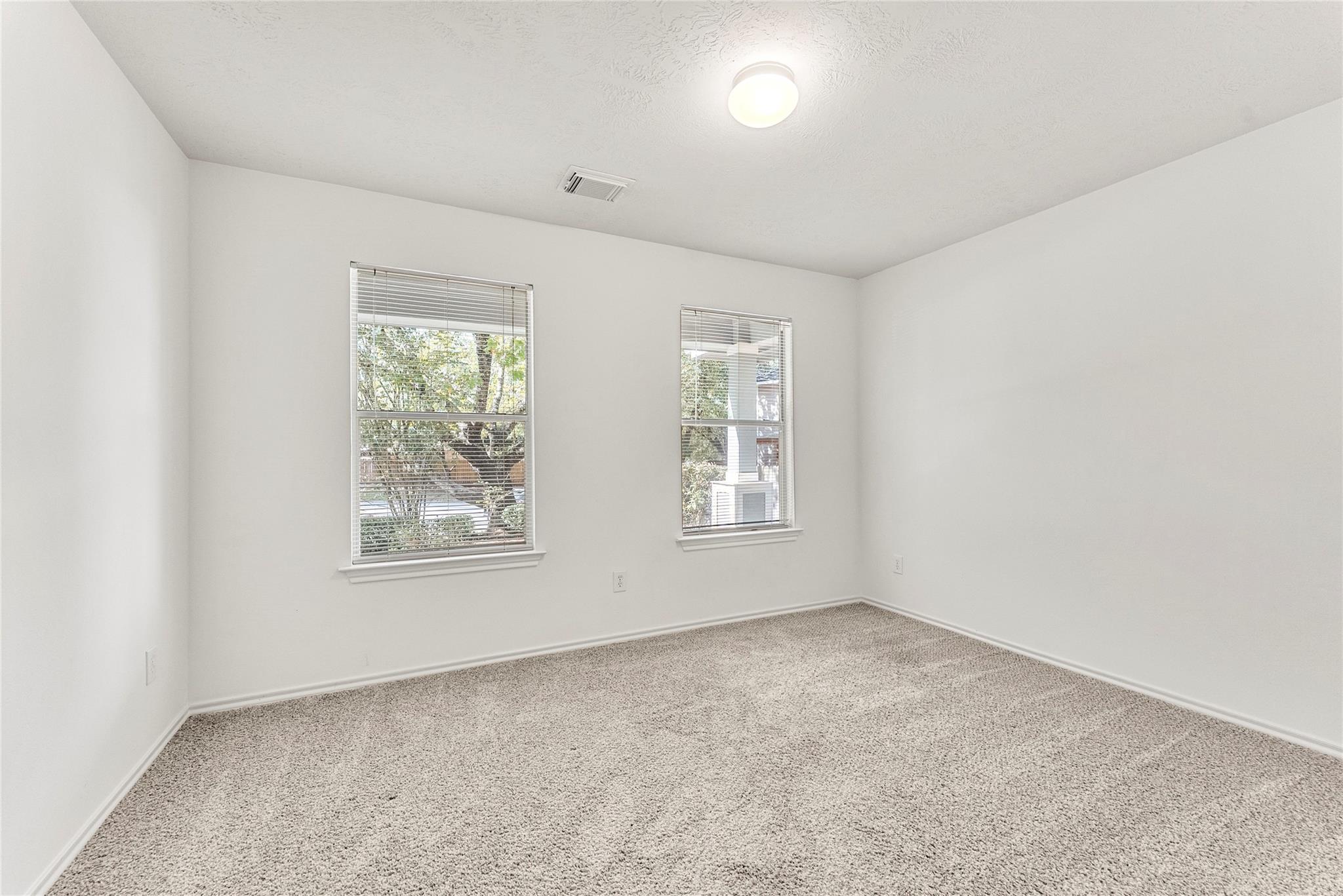 10 Druids Glen Place