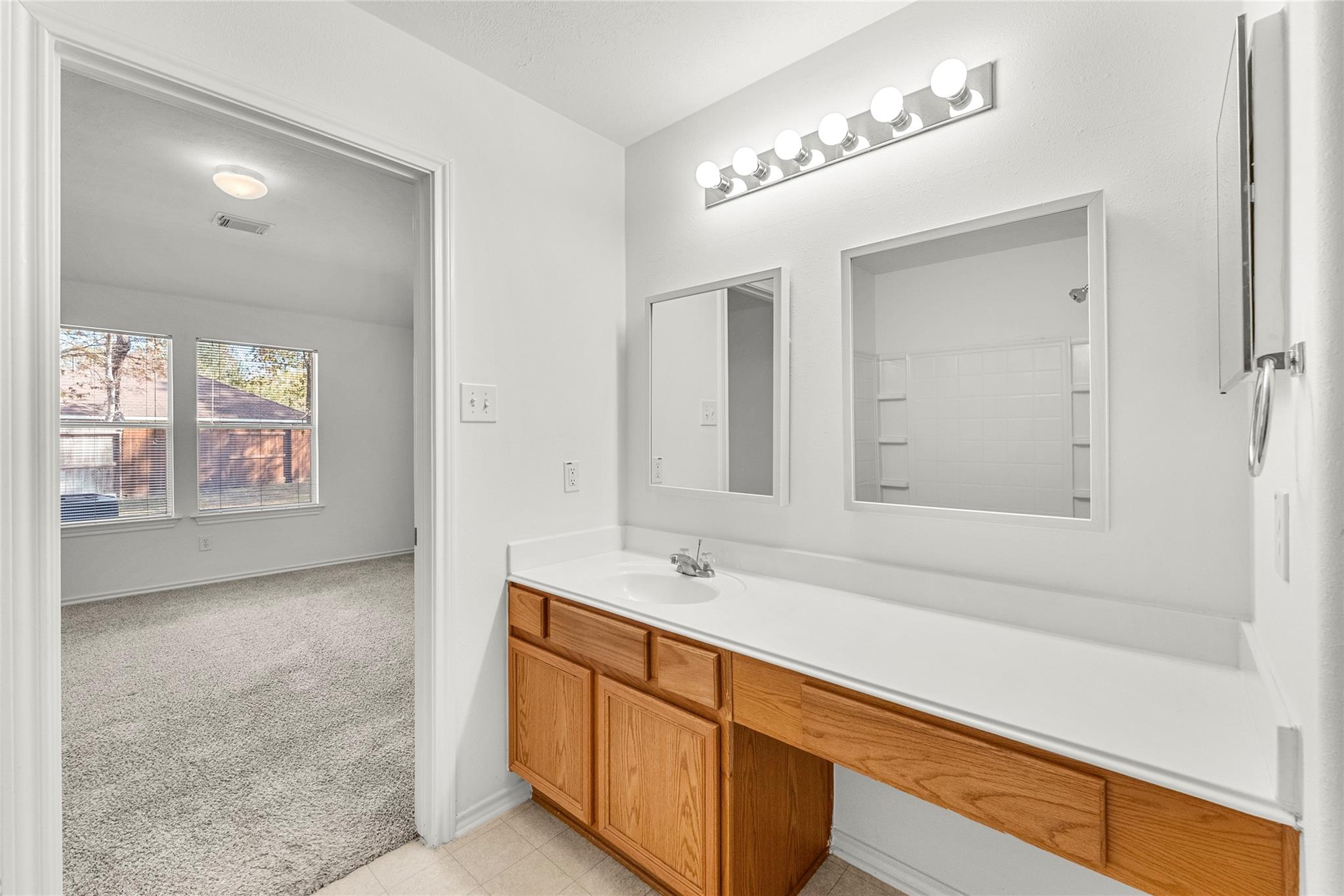 10 Druids Glen Place