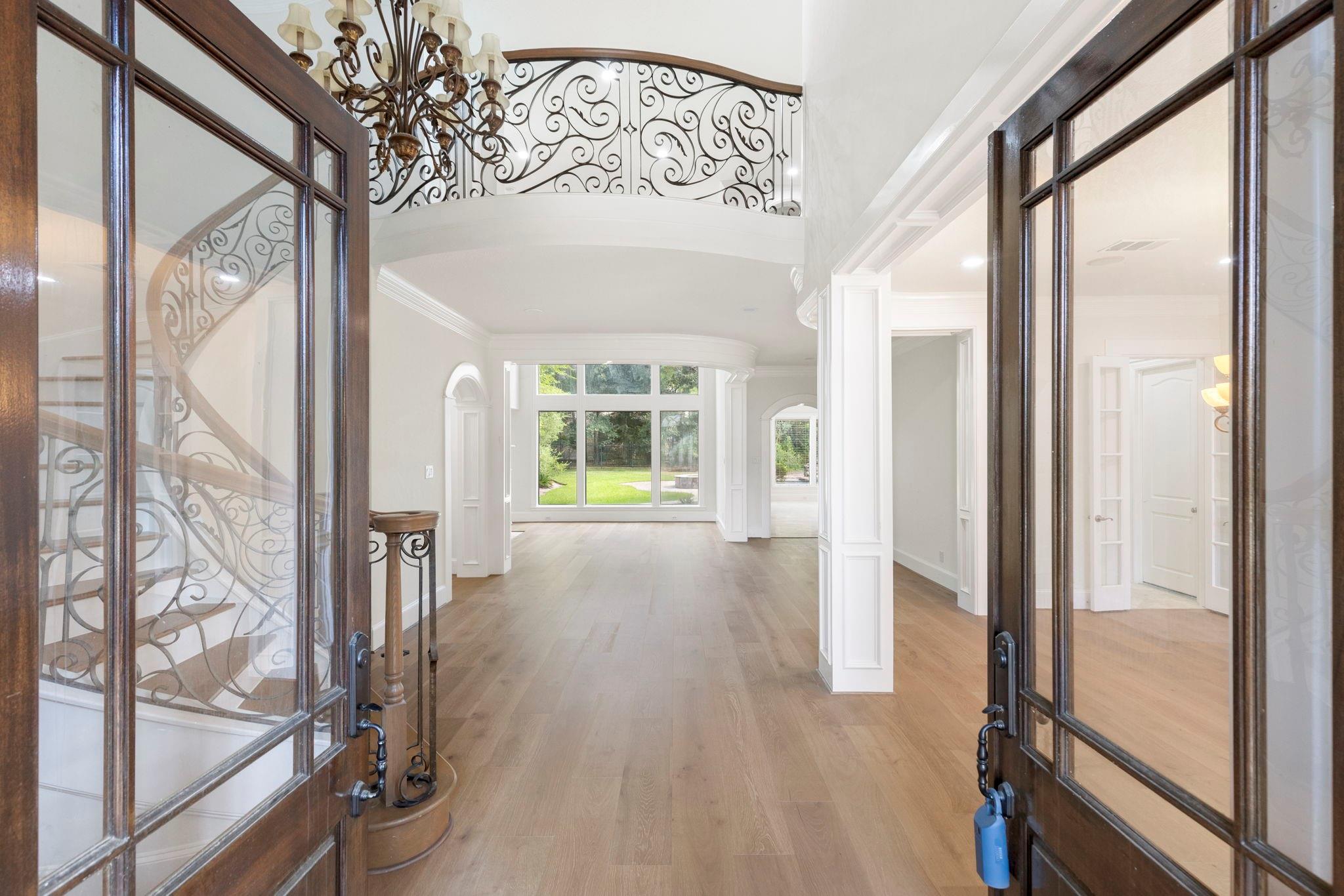 39 W Bracebridge Circle