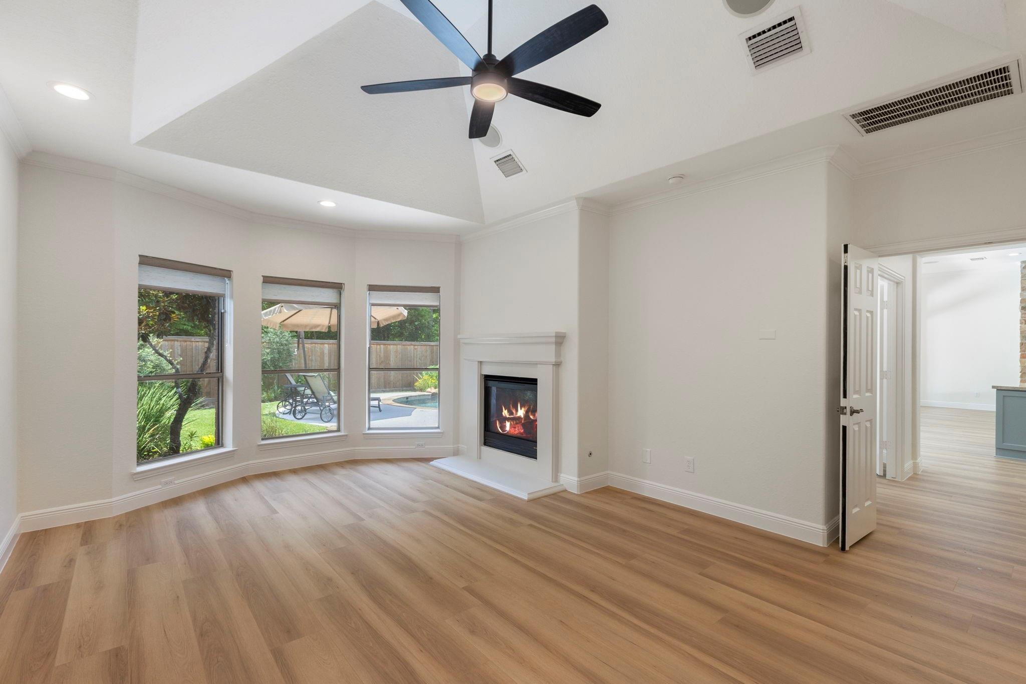 35 Avalon Oaks Court