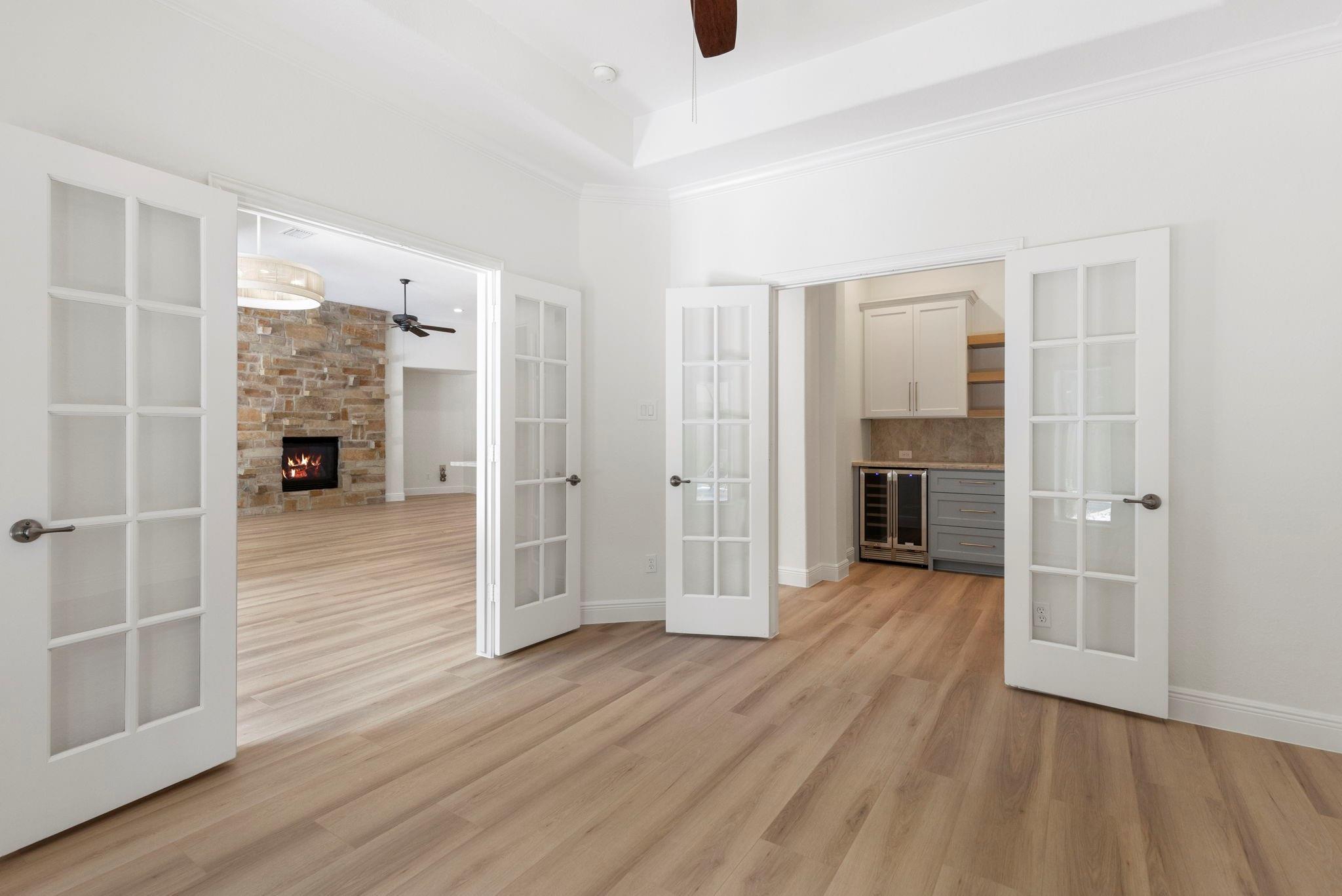 35 Avalon Oaks Court