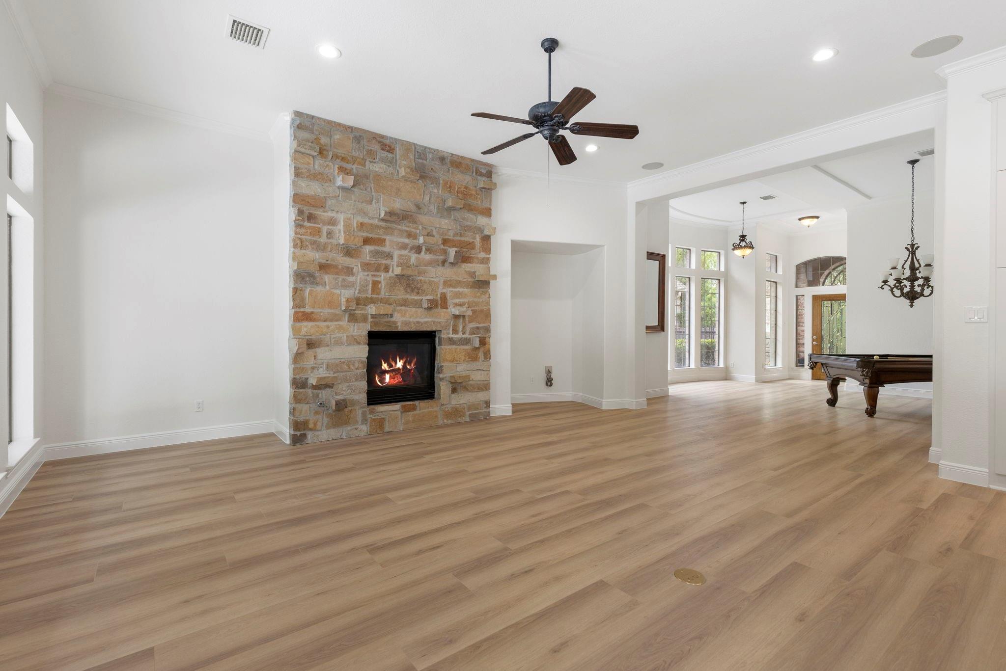 35 Avalon Oaks Court