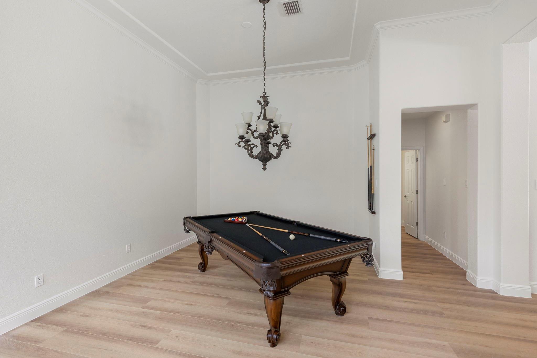 35 Avalon Oaks Court