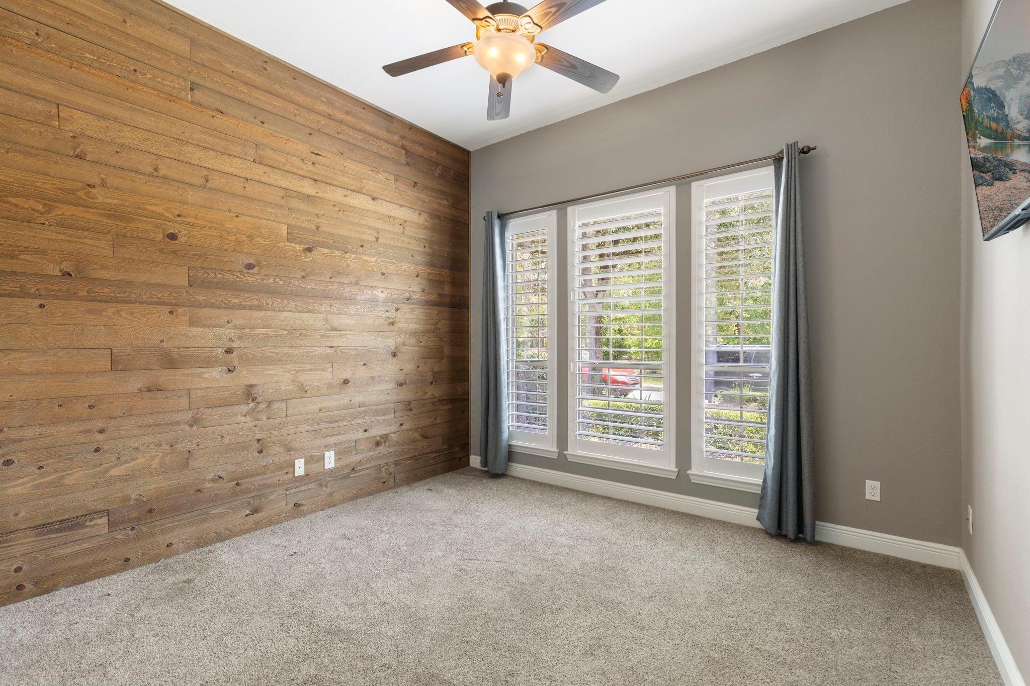 35 Avalon Oaks Court