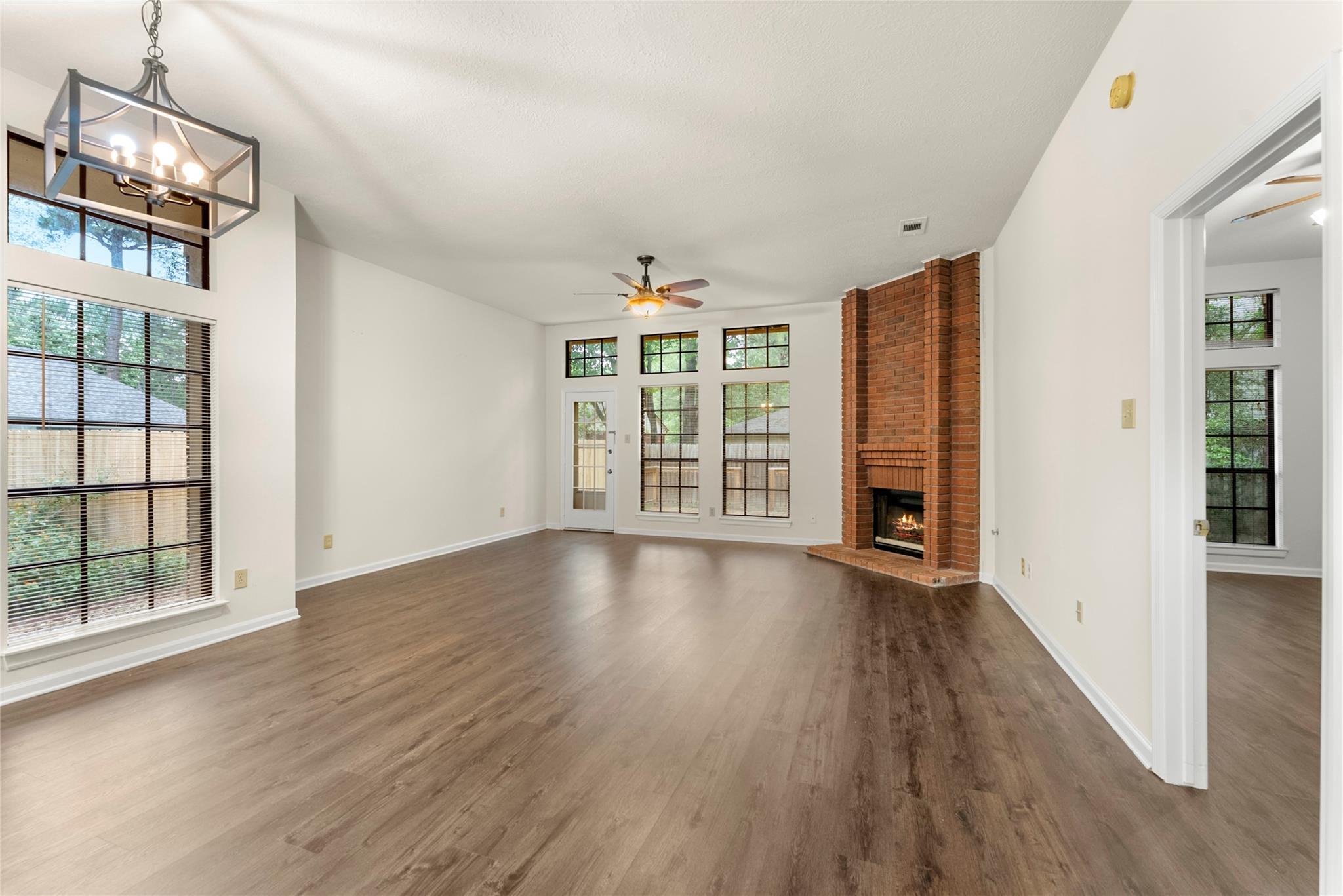30 Whistlers Walk Place