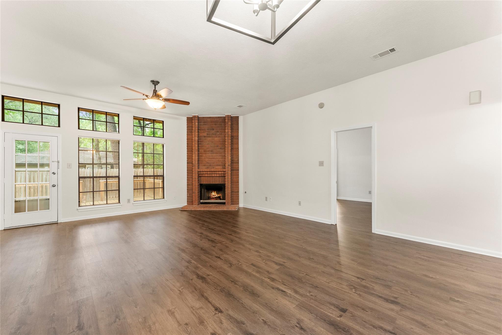 30 Whistlers Walk Place