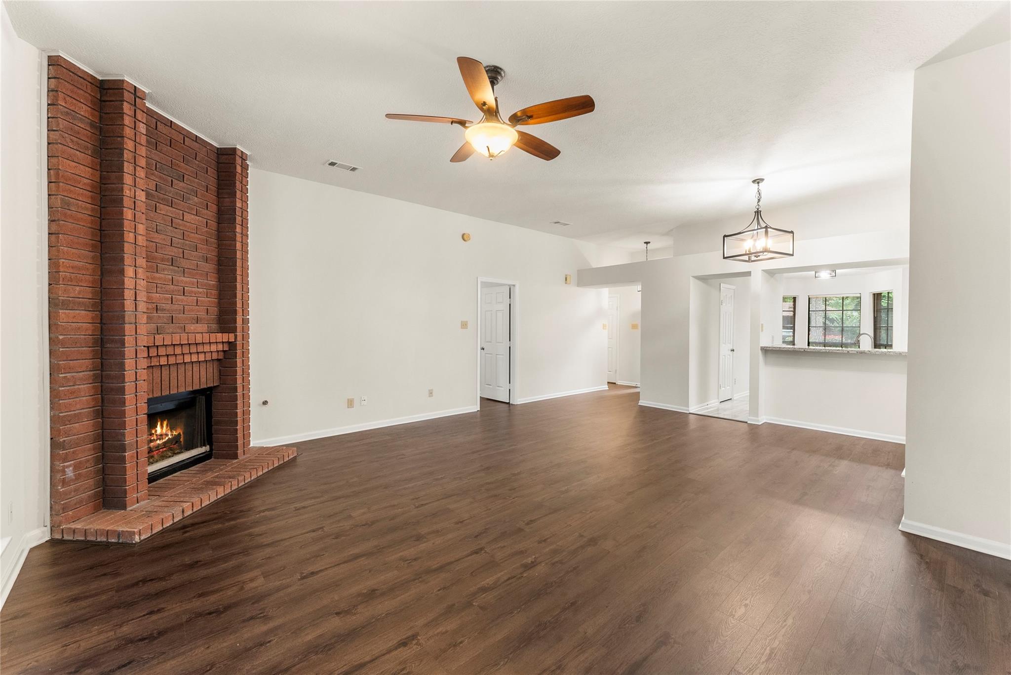 30 Whistlers Walk Place