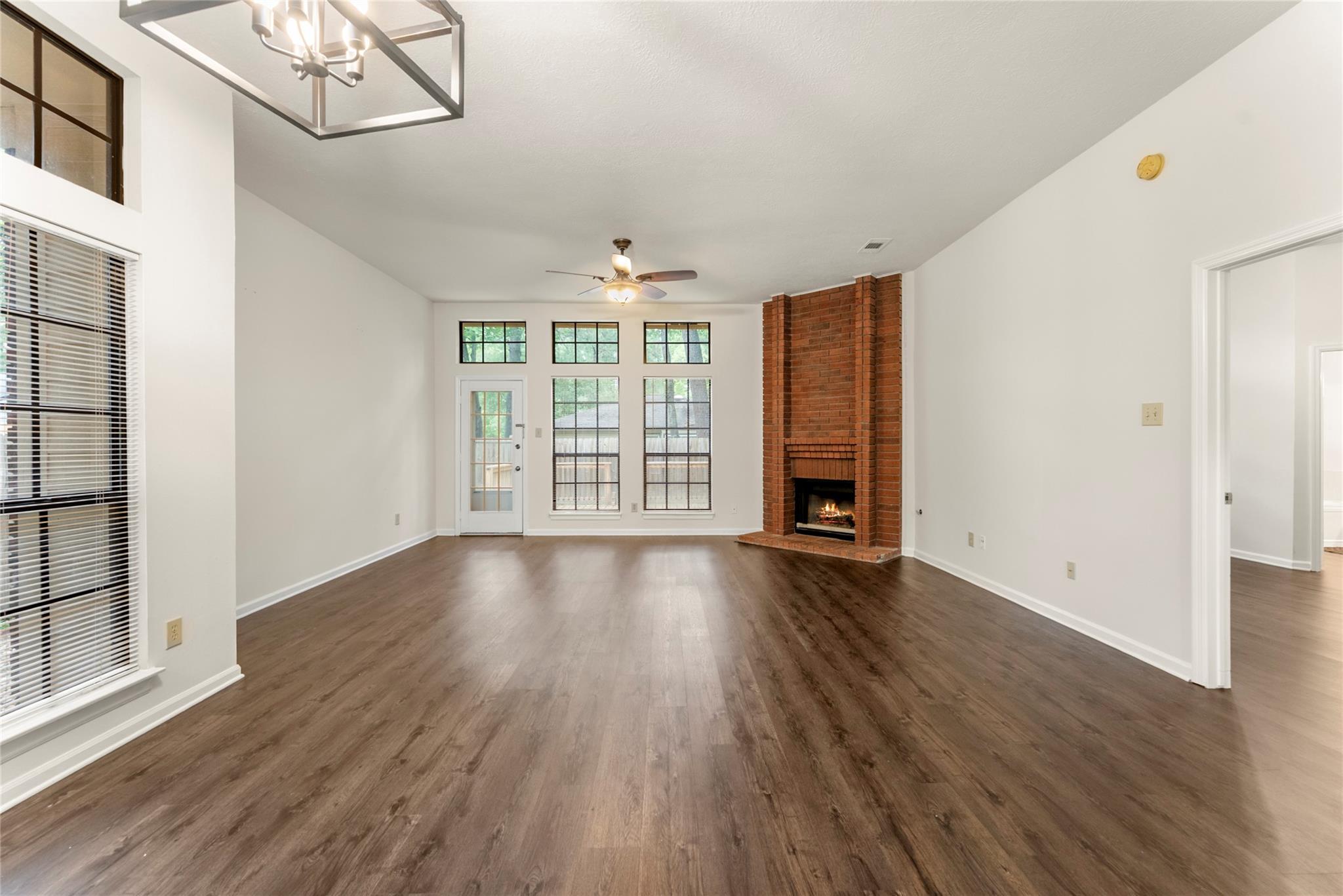 30 Whistlers Walk Place