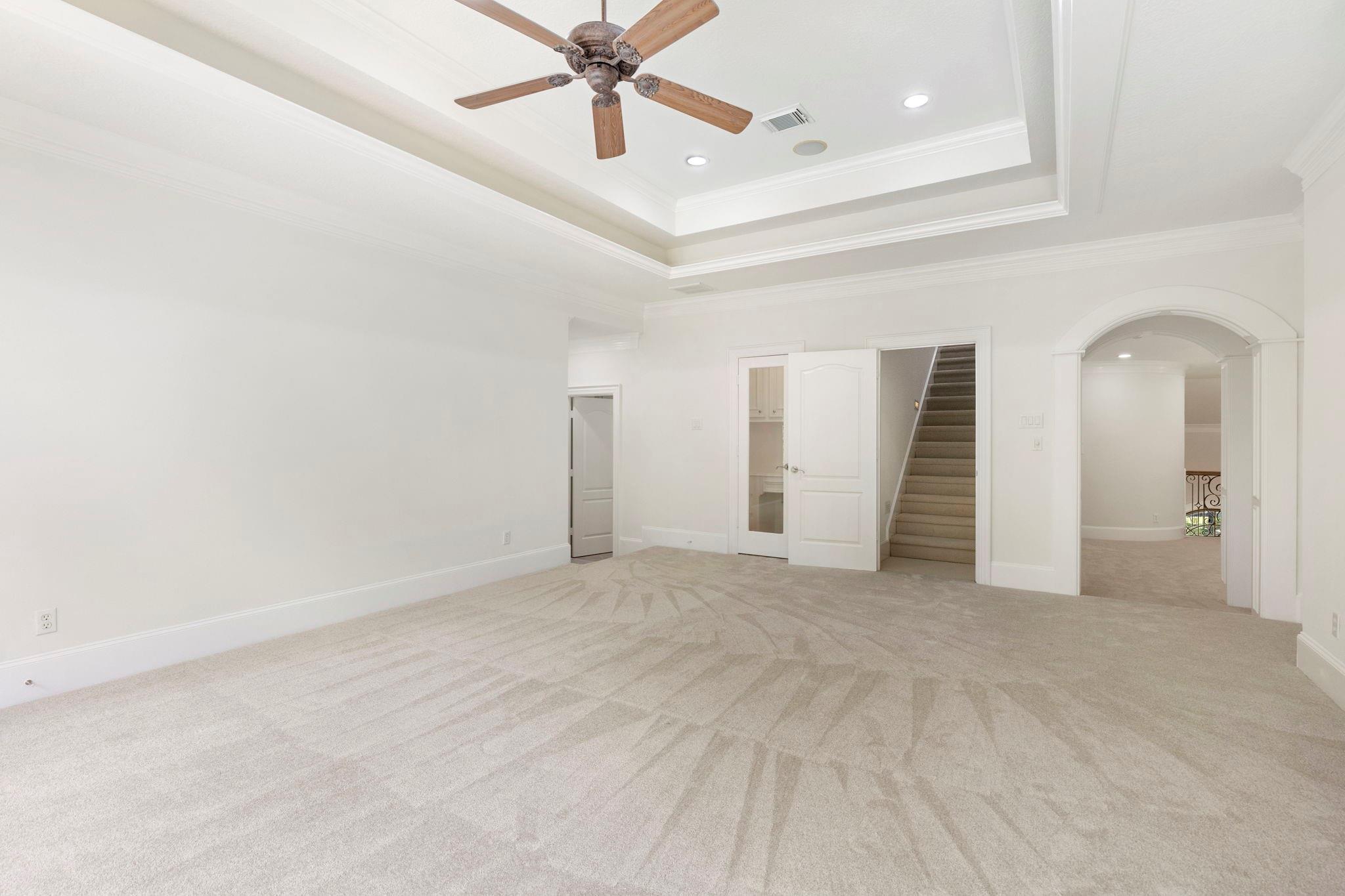 39 W Bracebridge Circle