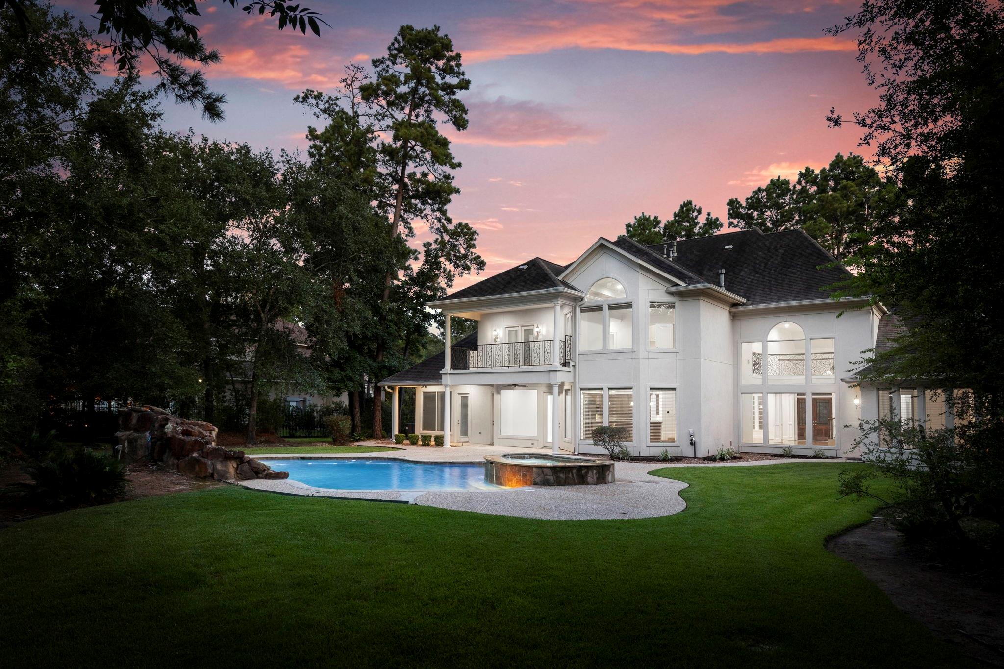 39 W Bracebridge Circle