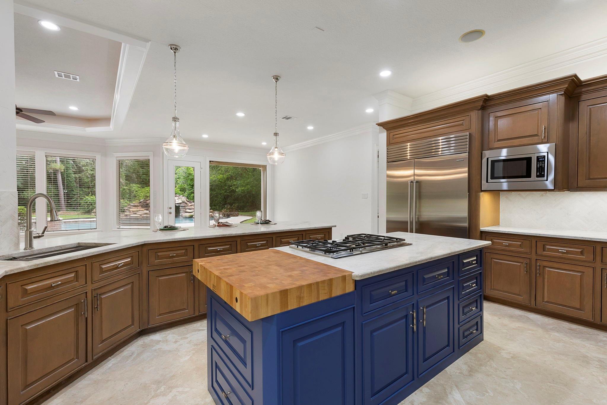 39 W Bracebridge Circle