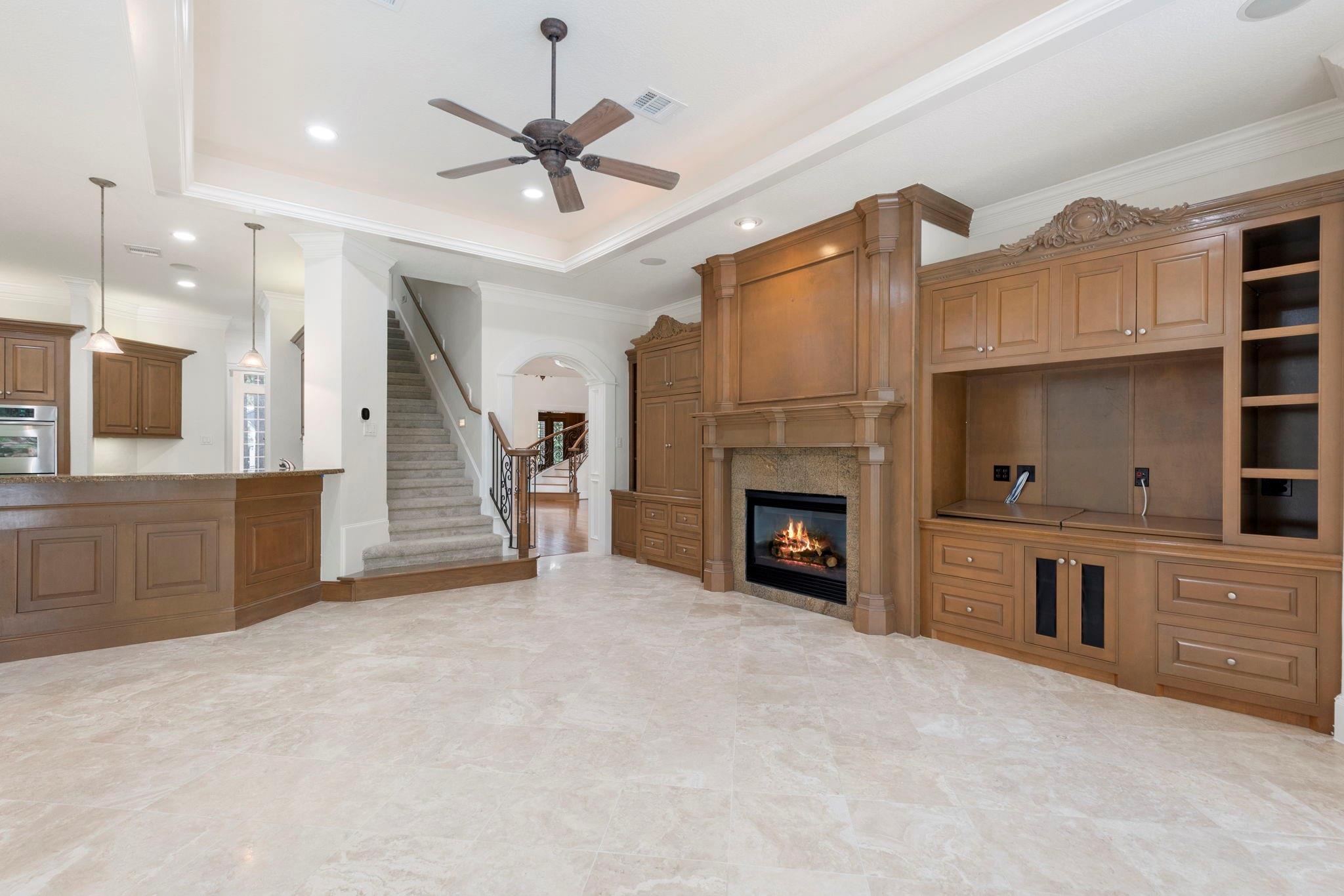 39 W Bracebridge Circle