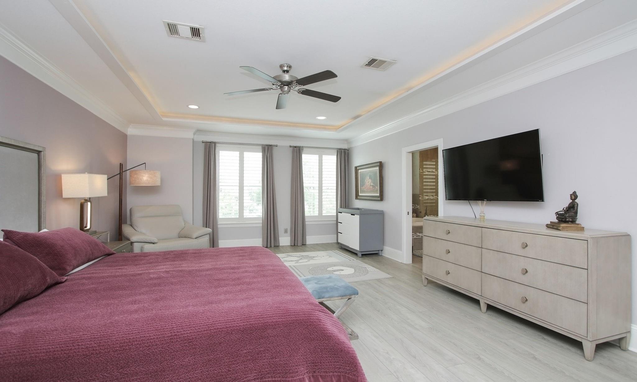 15 E Breezy Way