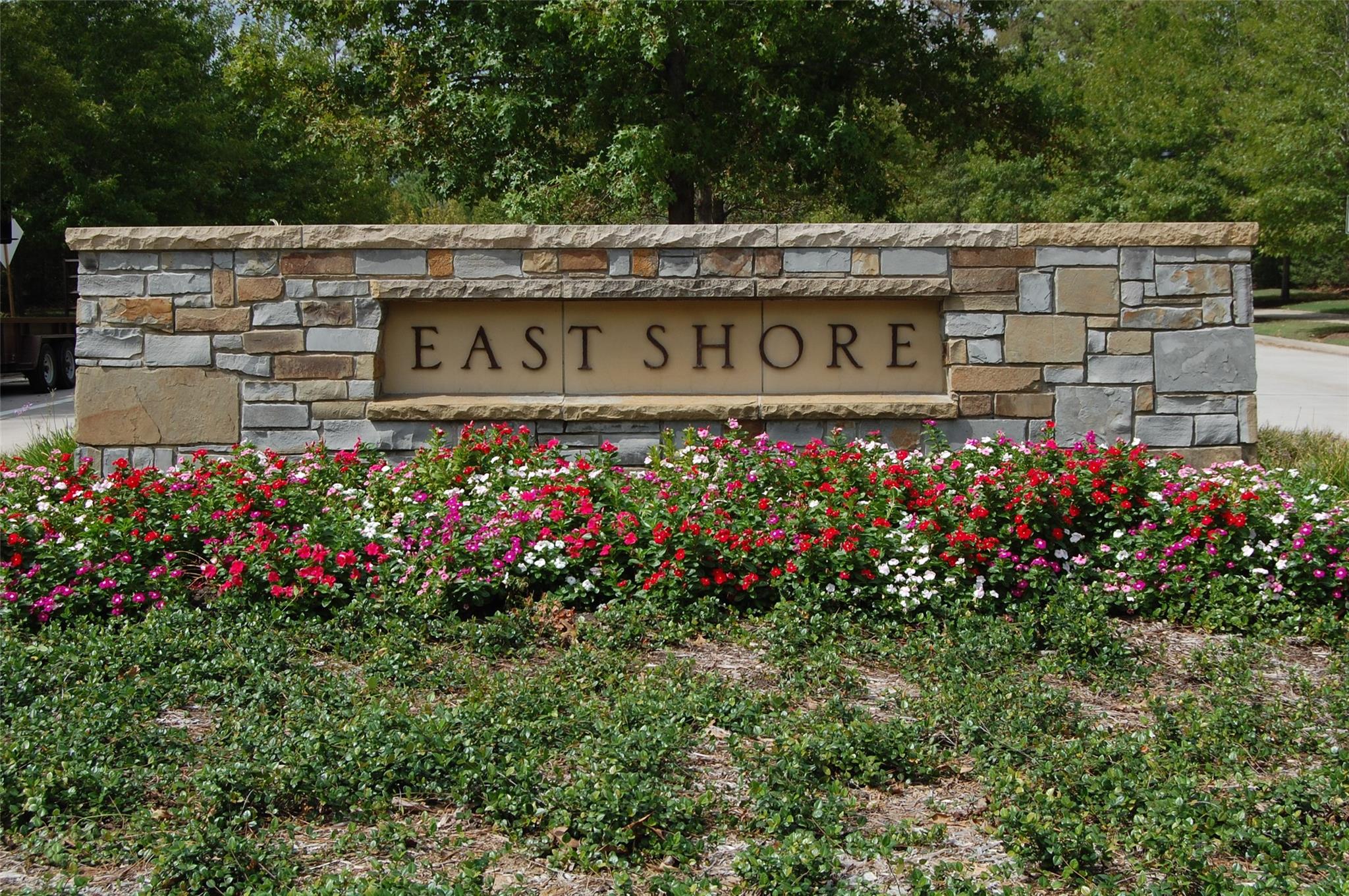 15 E Breezy Way