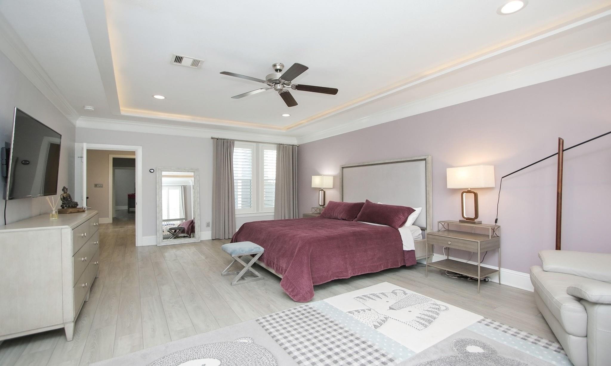 15 E Breezy Way