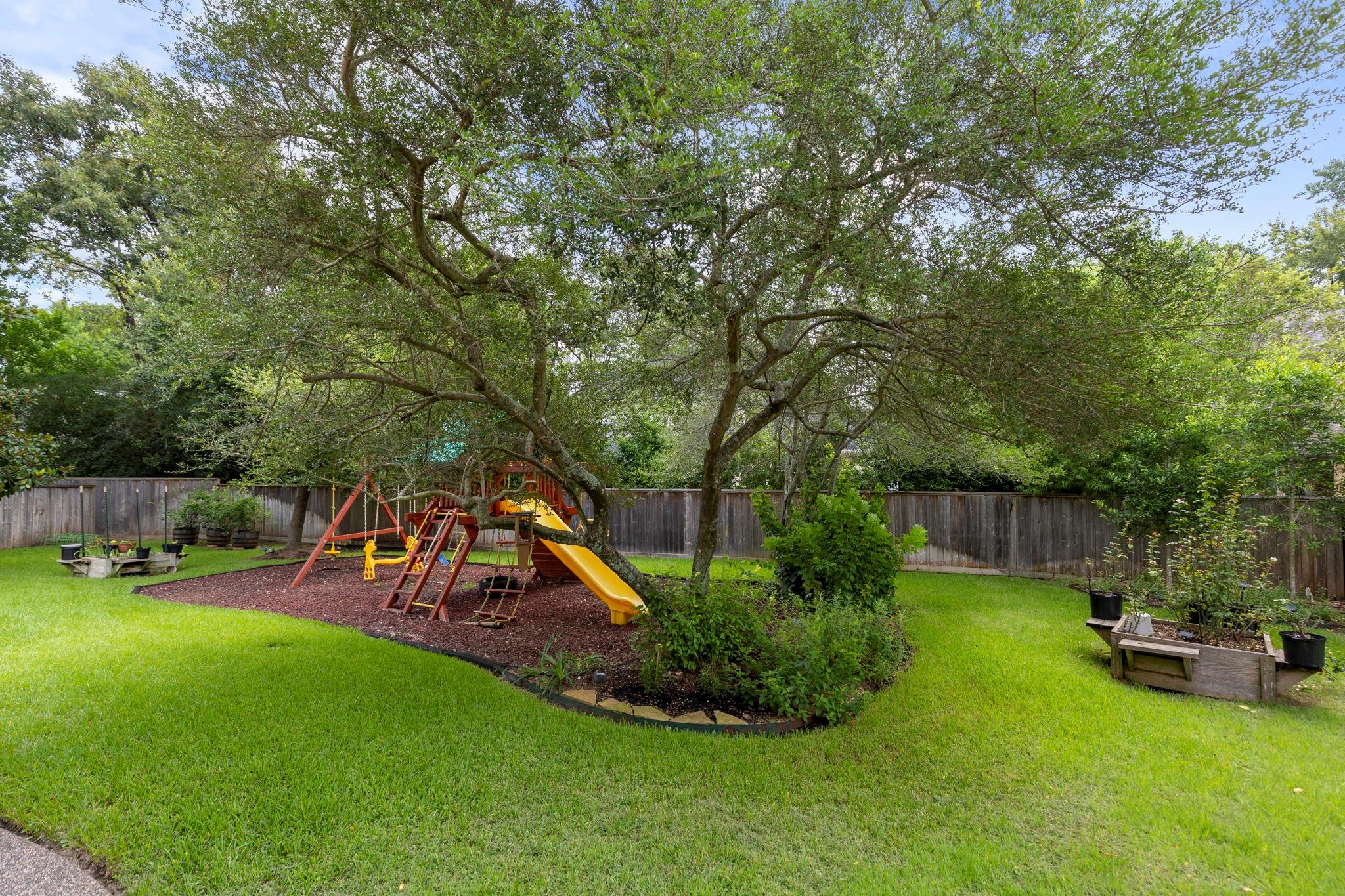 2 Snow Pond Place