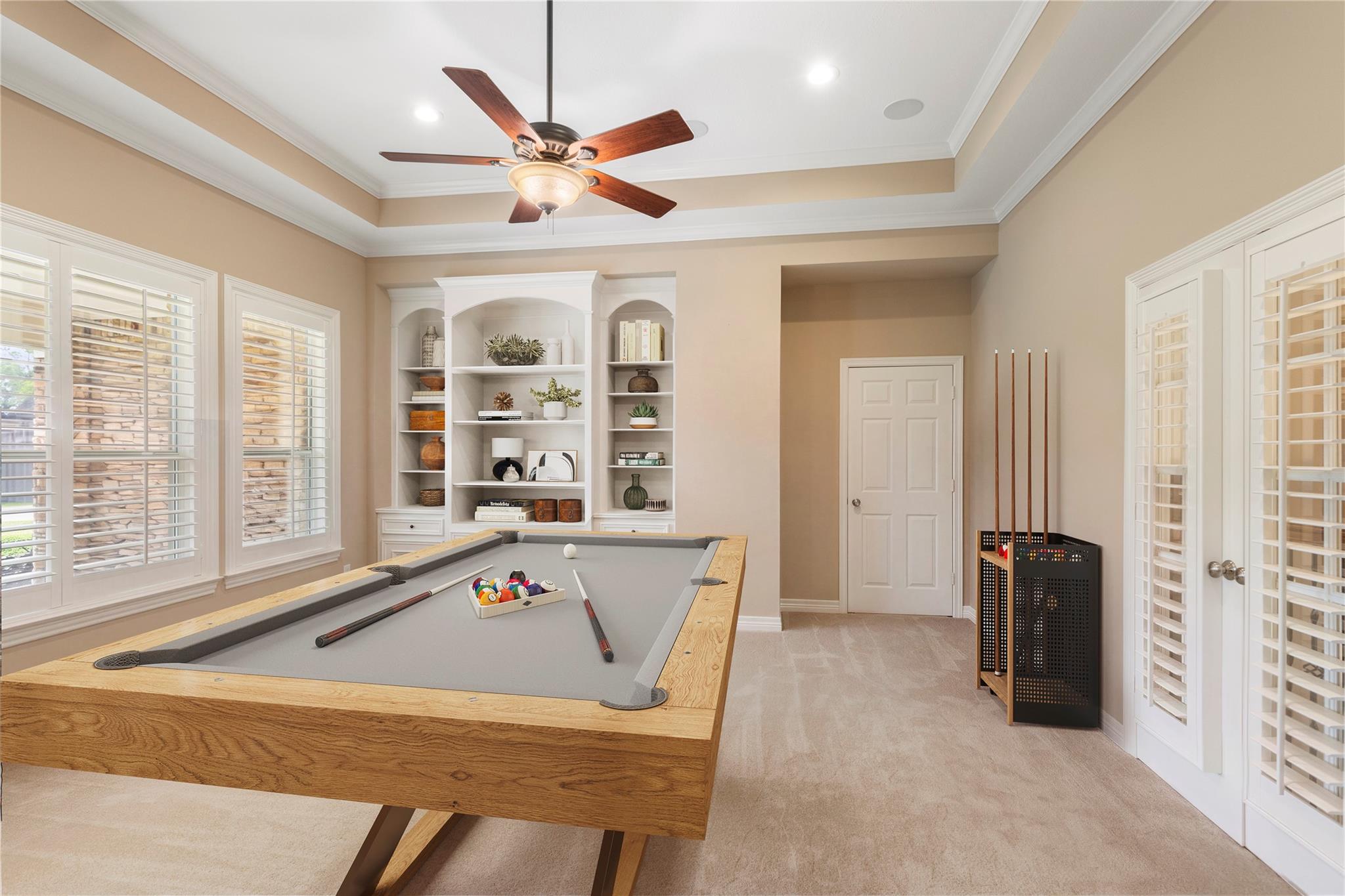 2 Snow Pond Place