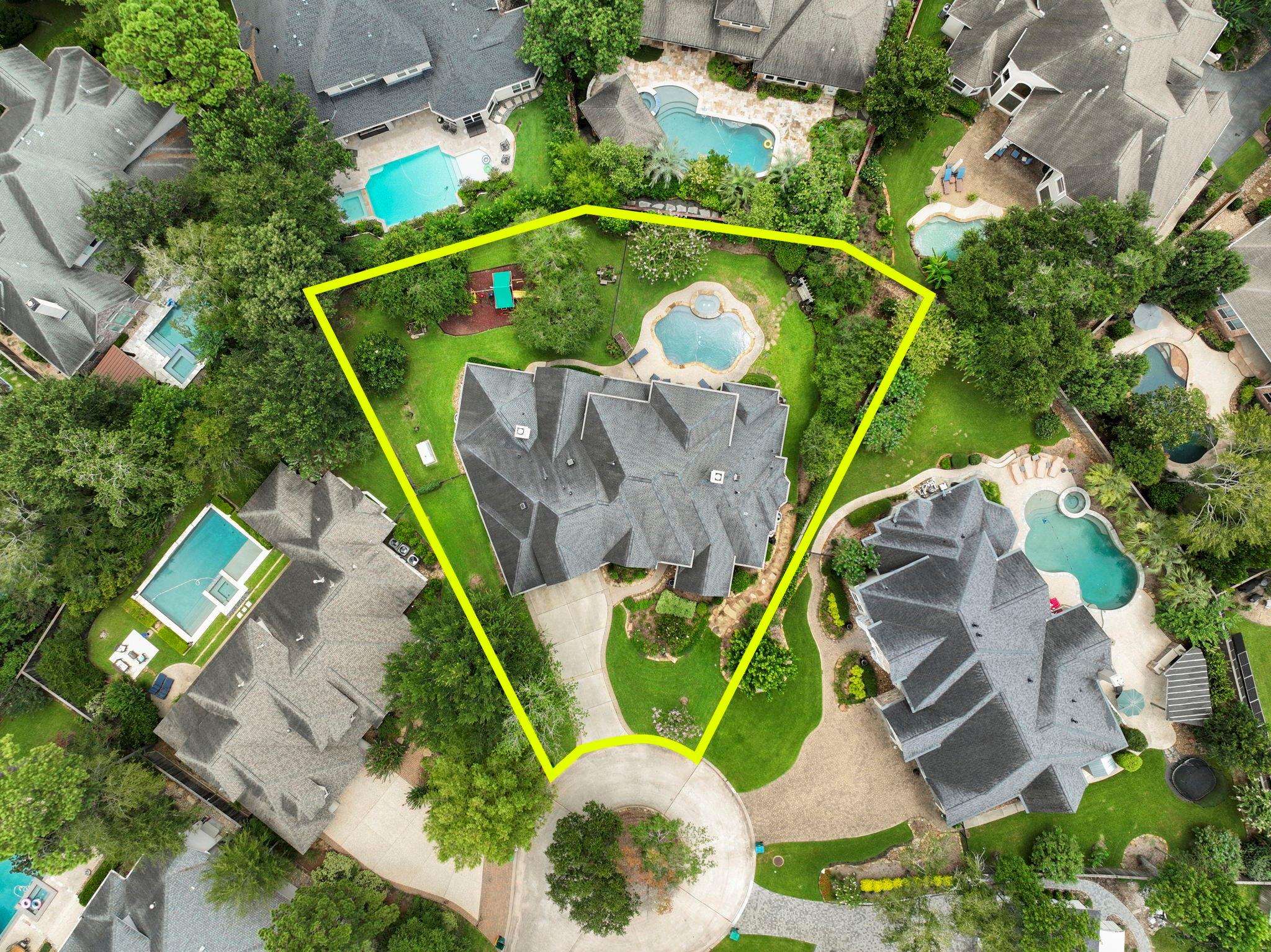 2 Snow Pond Place