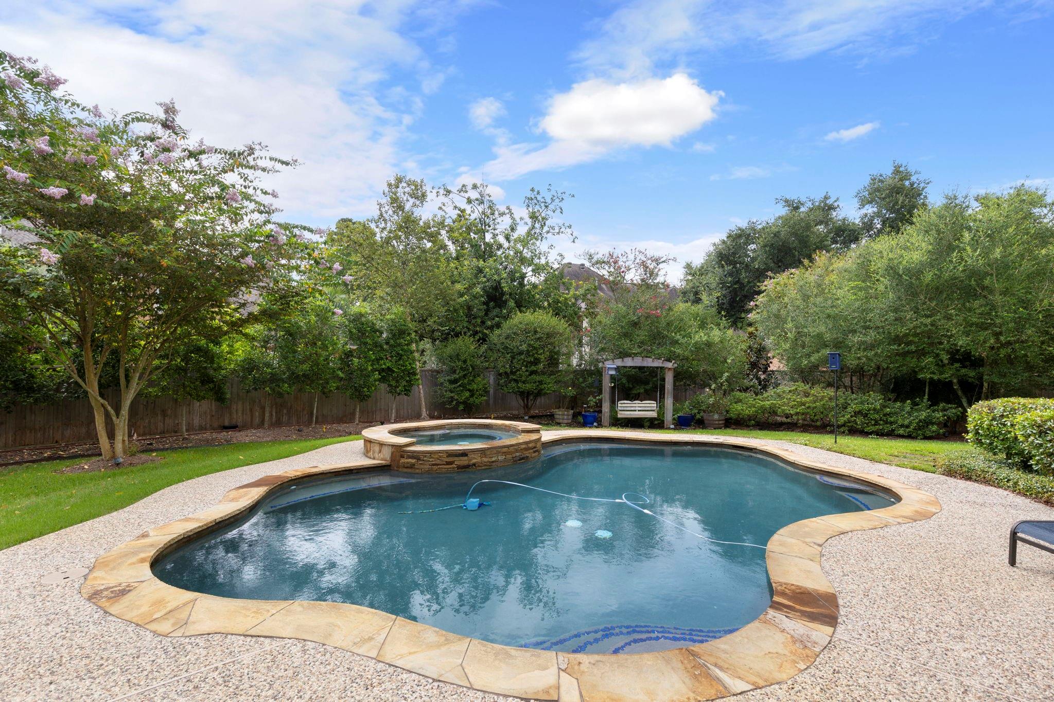 2 Snow Pond Place
