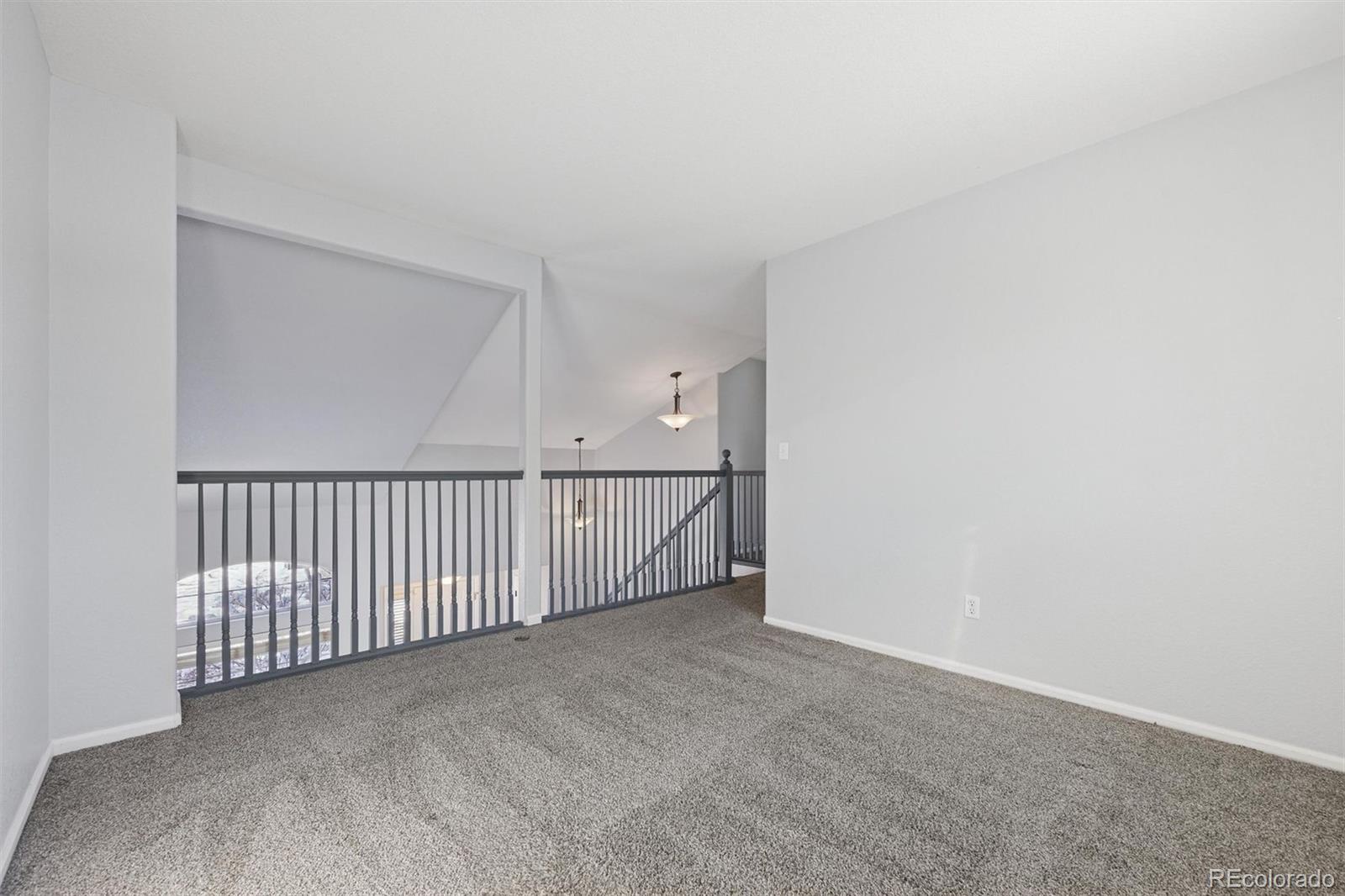 508 English Sparrow Trail