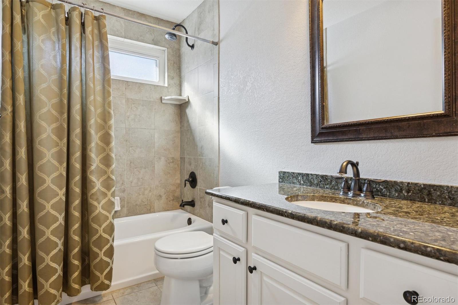 508 English Sparrow Trail