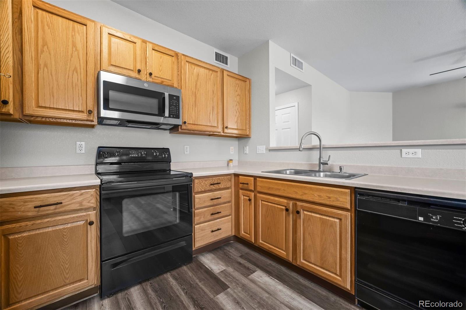 9306 Amison Circle Unit: 102