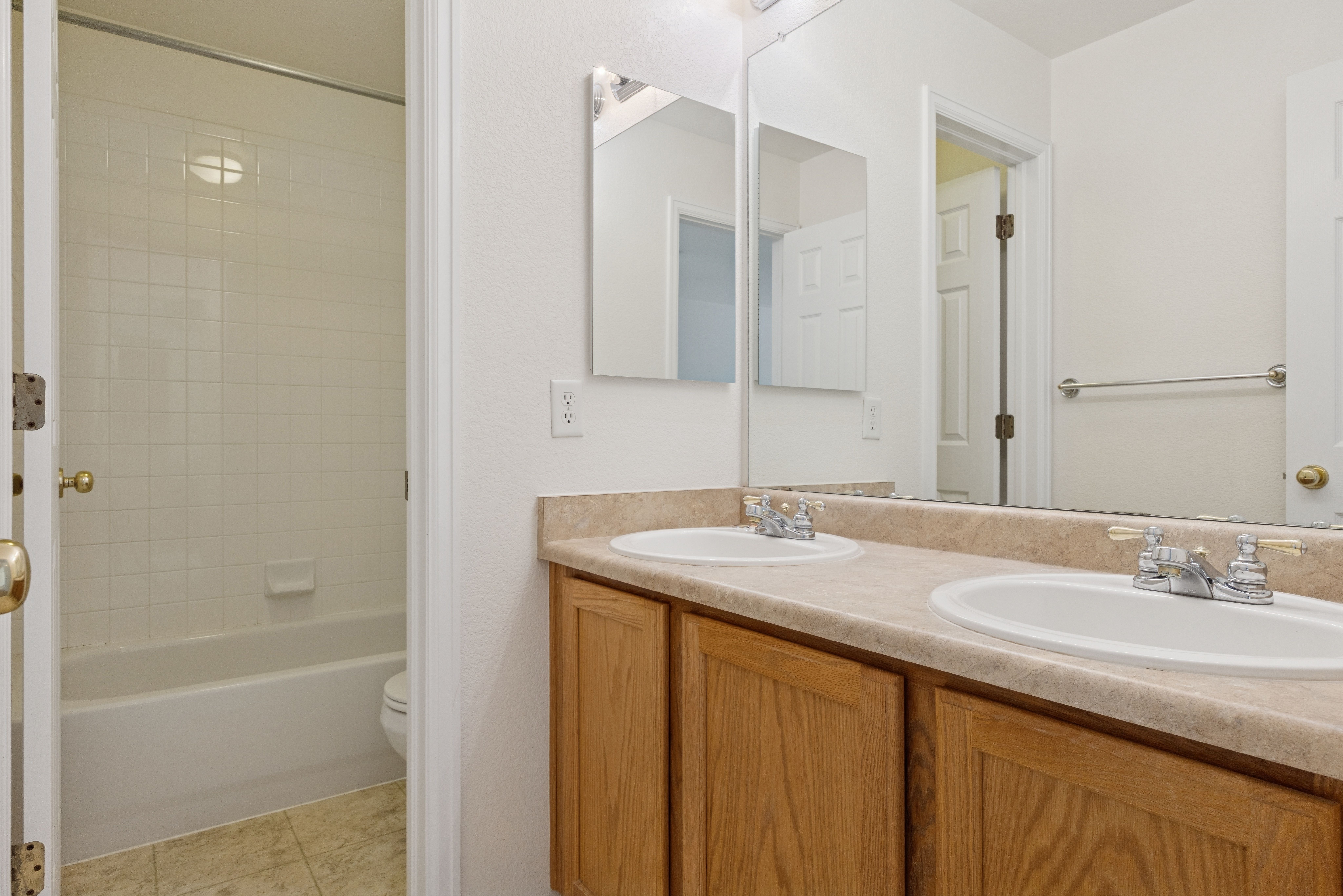 10858 Fairmont Lane