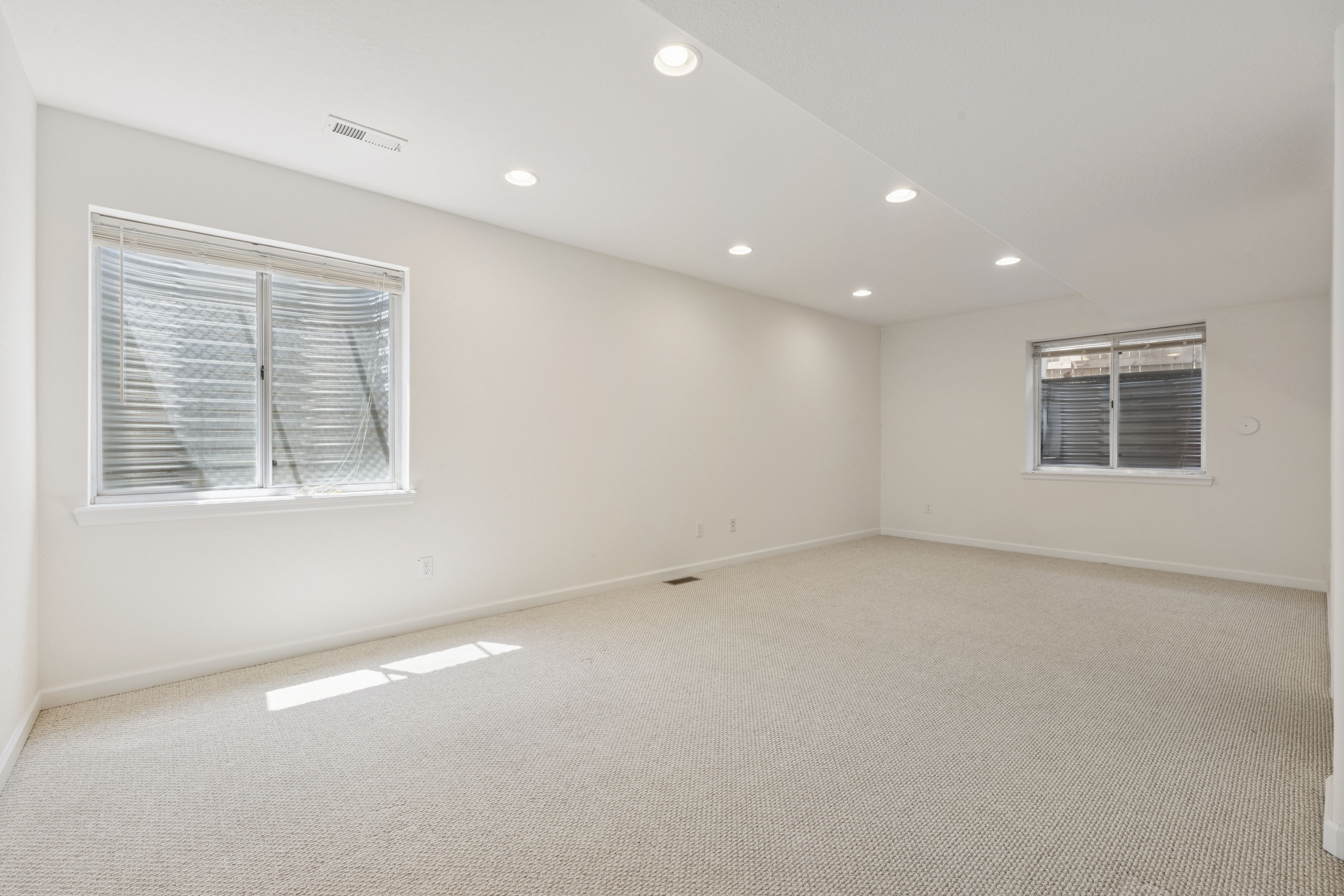 10858 Fairmont Lane