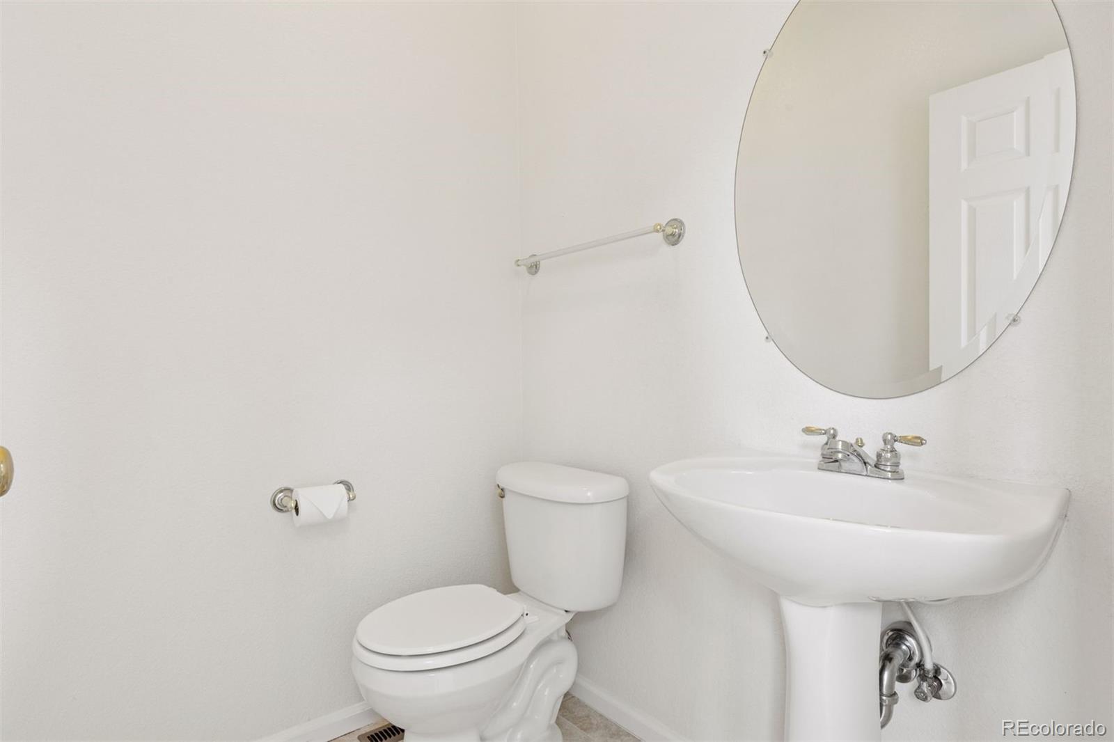 10858 Fairmont Lane