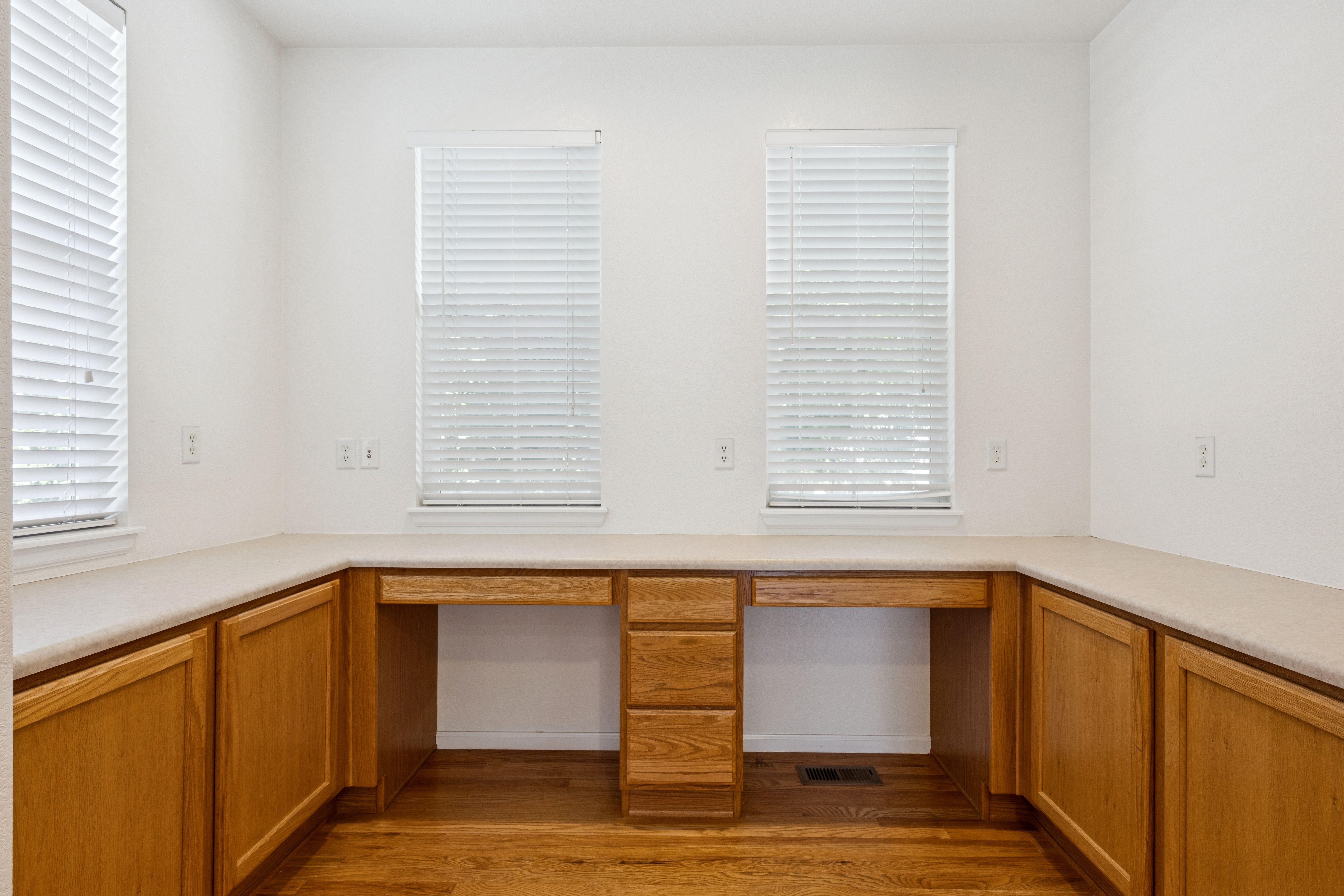 10858 Fairmont Lane