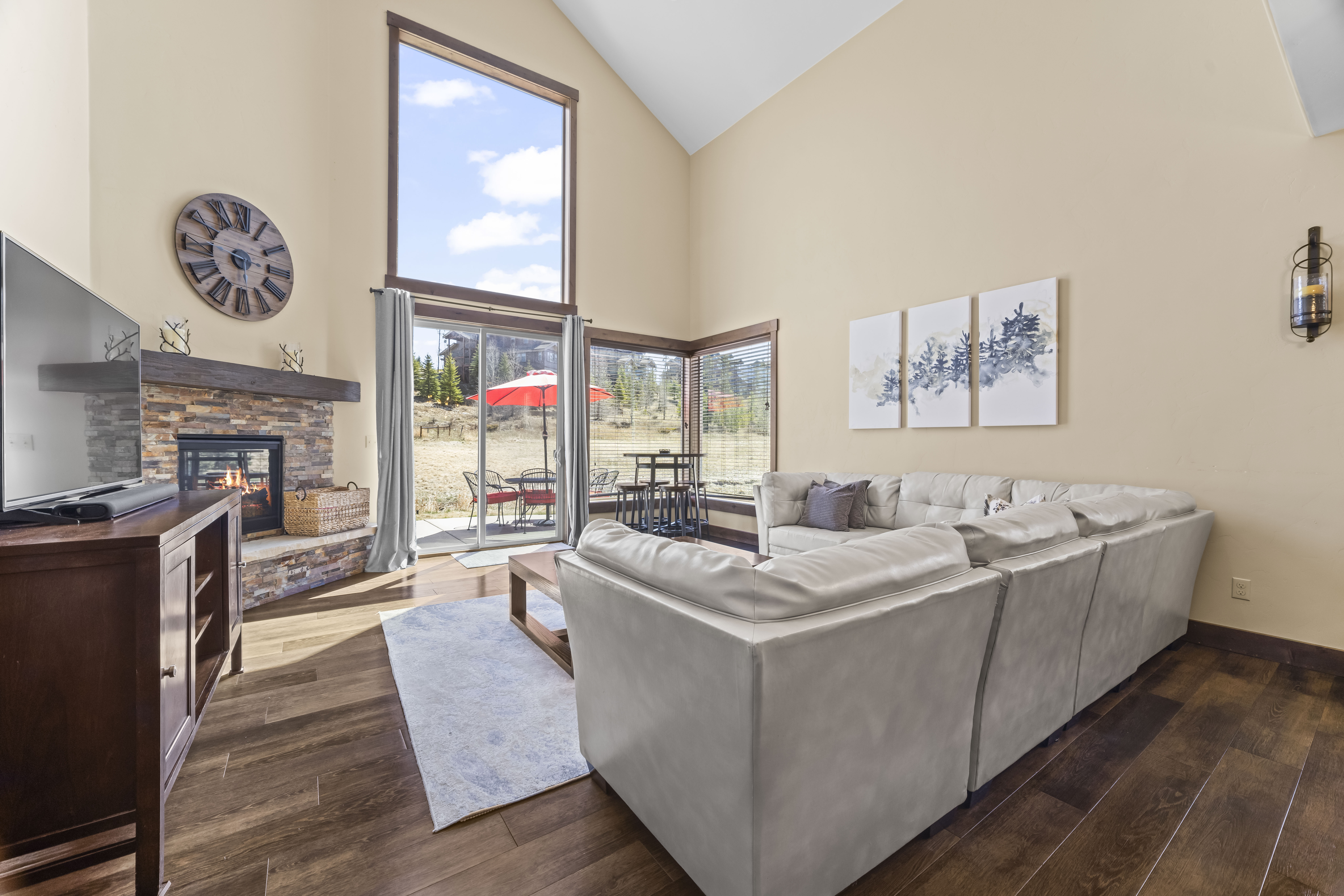 34 Beaver Brook Trail 