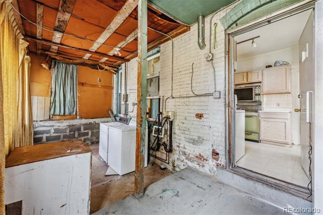 2098 N Ogden Street