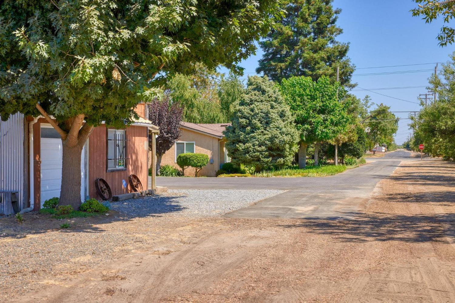 9374 Yosemite Boulevard