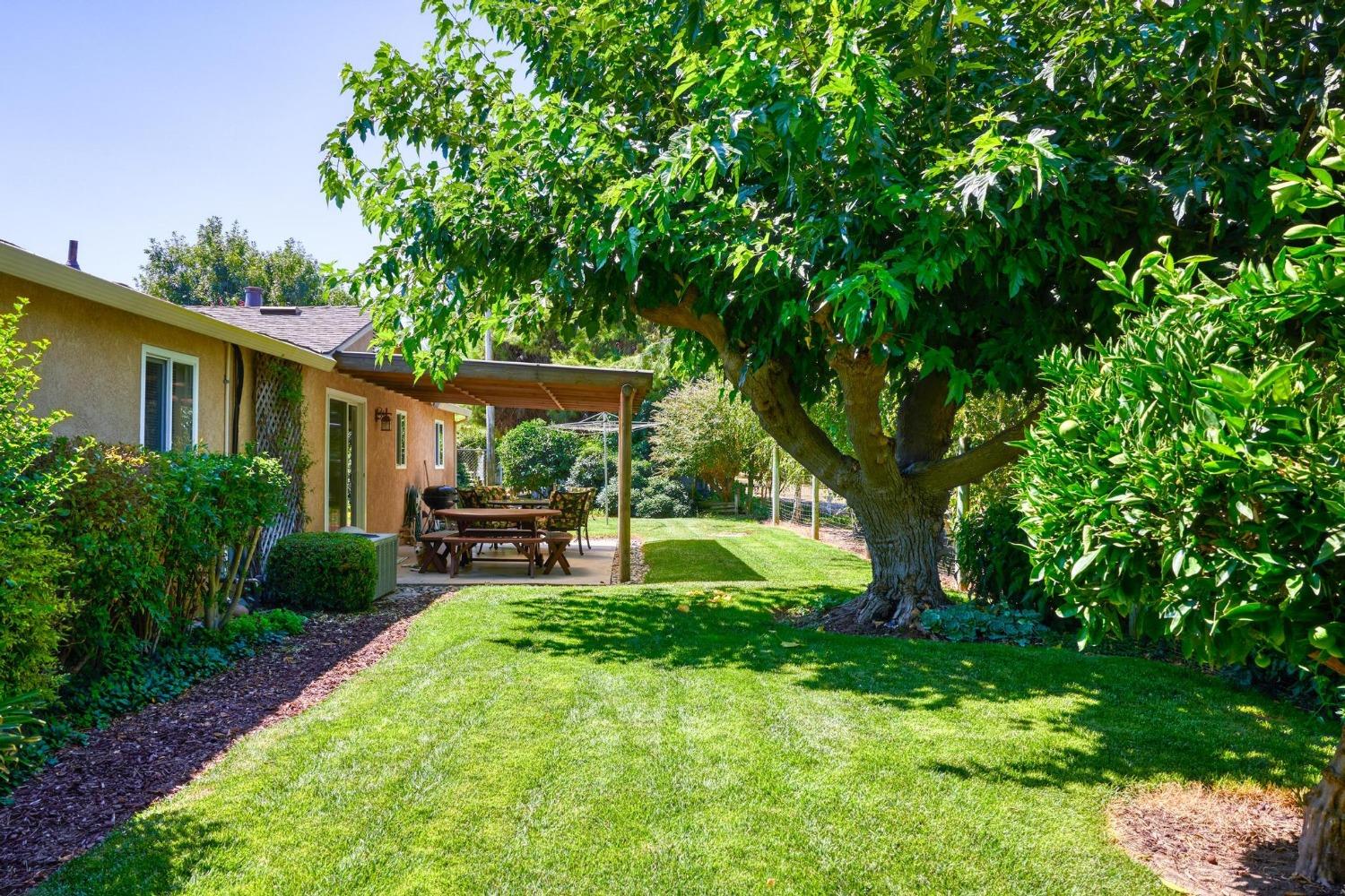 9374 Yosemite Boulevard