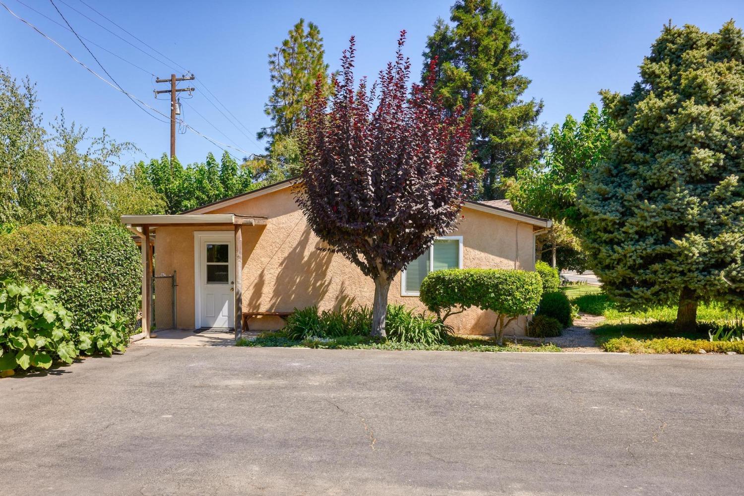 9374 Yosemite Boulevard