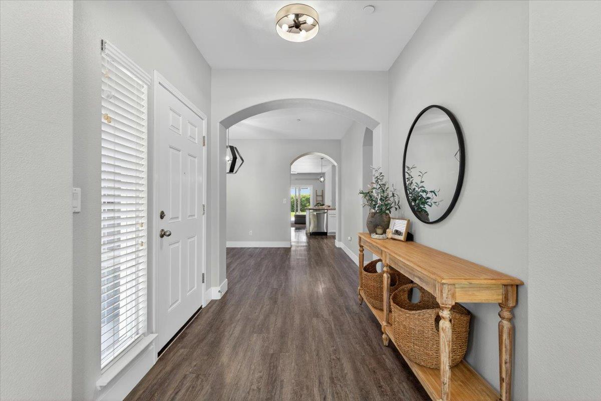 437 Silver Ridge Court