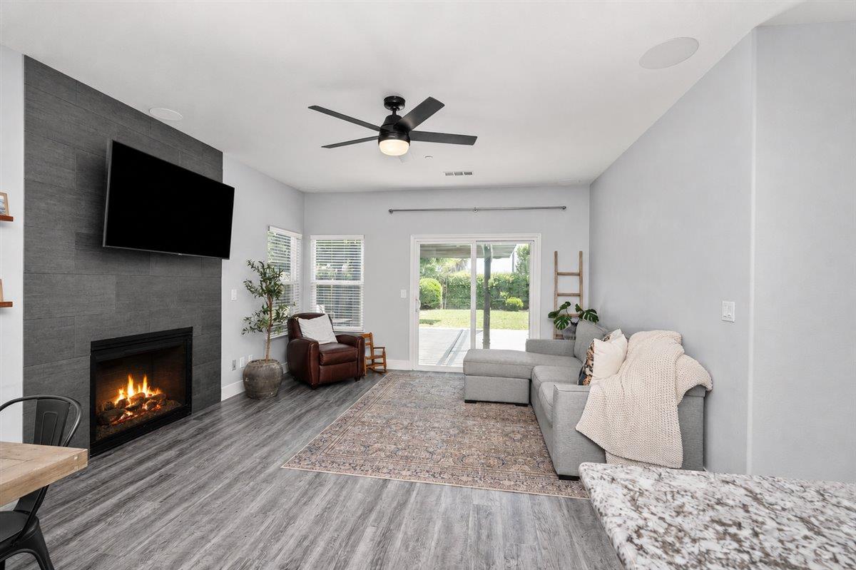 437 Silver Ridge Court