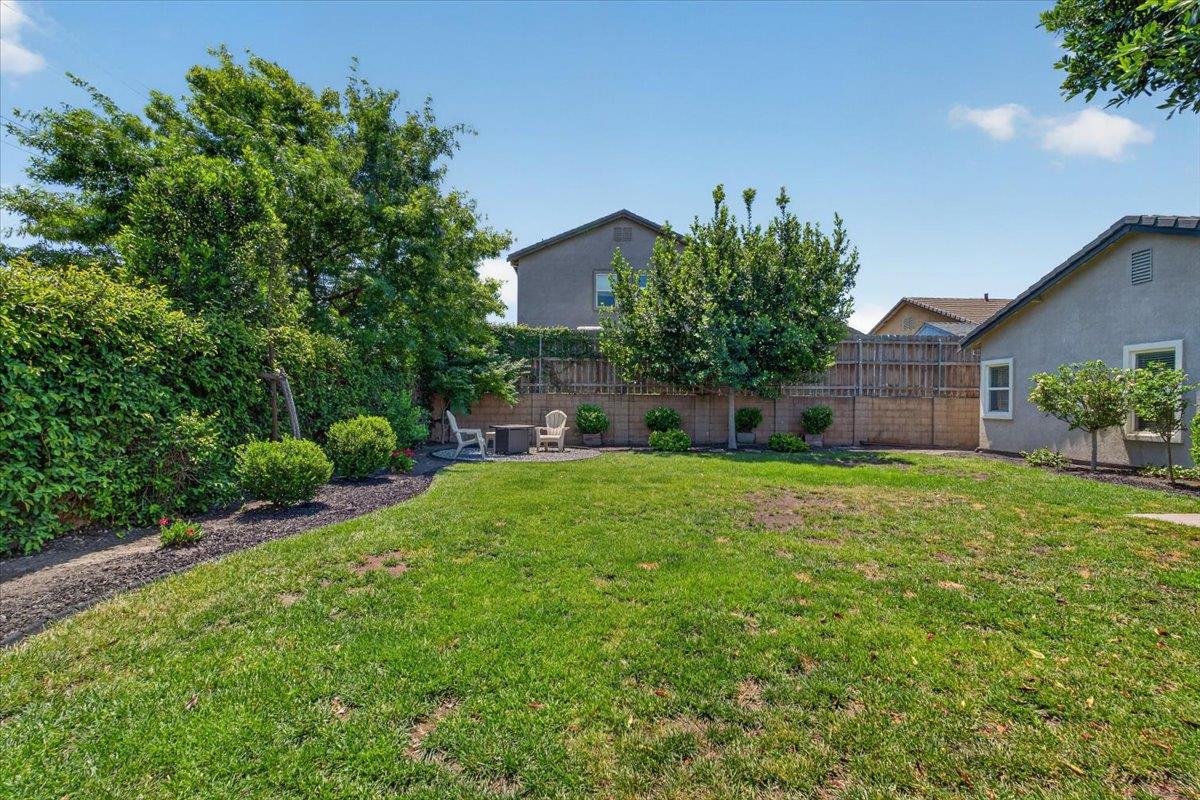 437 Silver Ridge Court