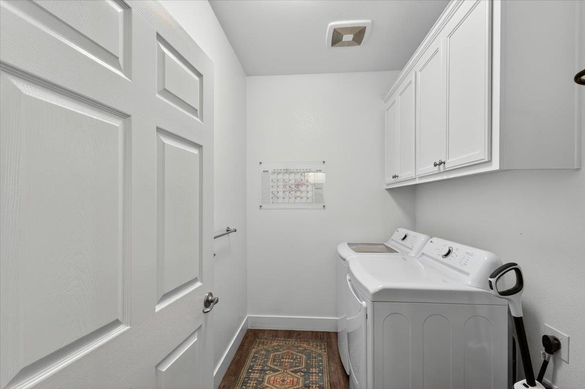 437 Silver Ridge Court